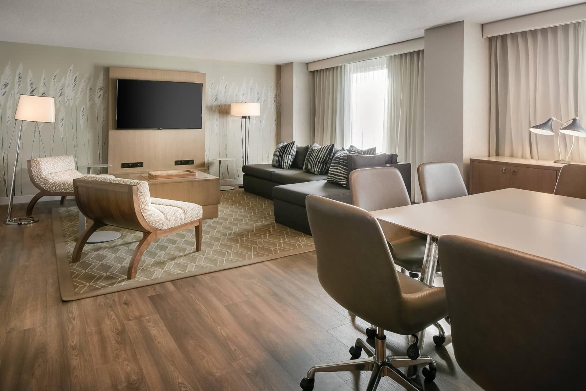 Sheraton Overland Park Hotel at the Convention Center gallery photo in Overland Park, KS — image 34