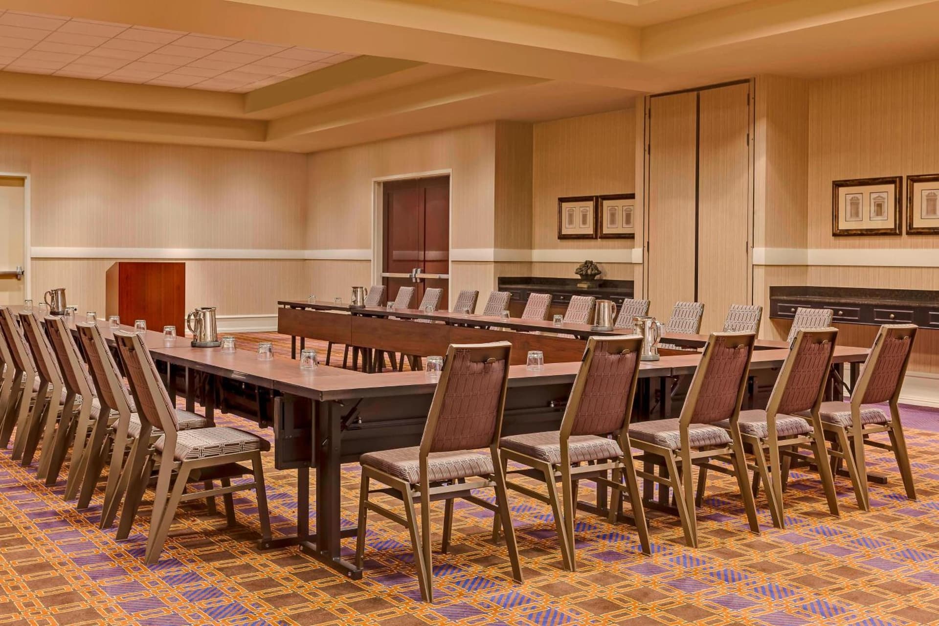 Sheraton Overland Park Hotel at the Convention Center gallery photo in Overland Park, KS — image 28