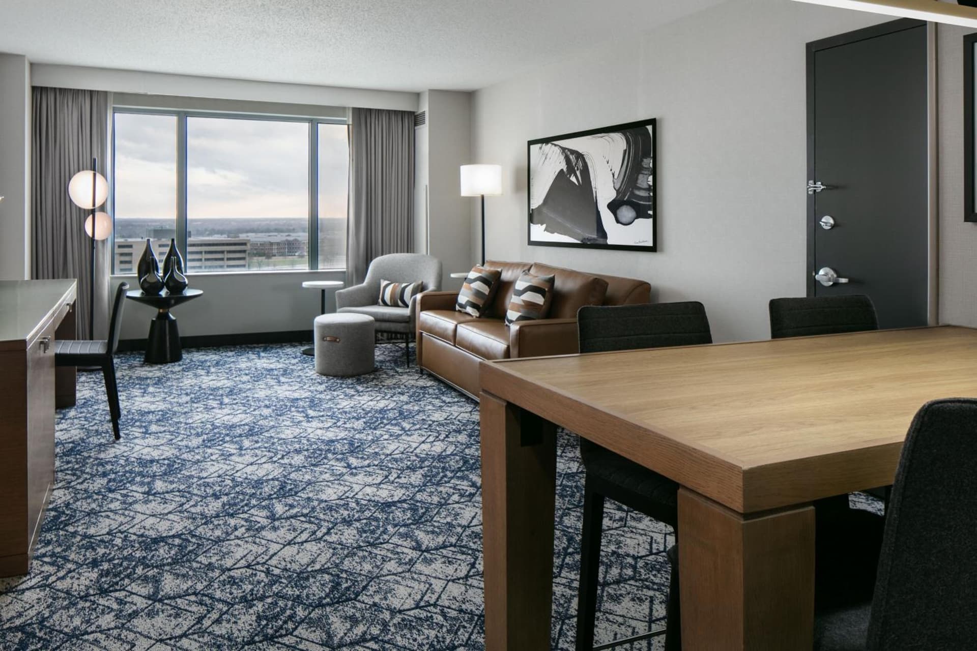 Sheraton Overland Park Hotel at the Convention Center gallery photo in Overland Park, KS — image 39