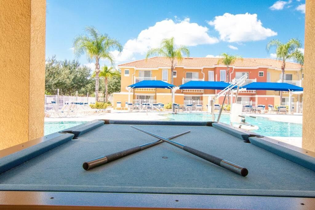 Disney Paradise! Pools, lakes, and playgrounds! property views in Kissimmee, FL — gallery photo 3
