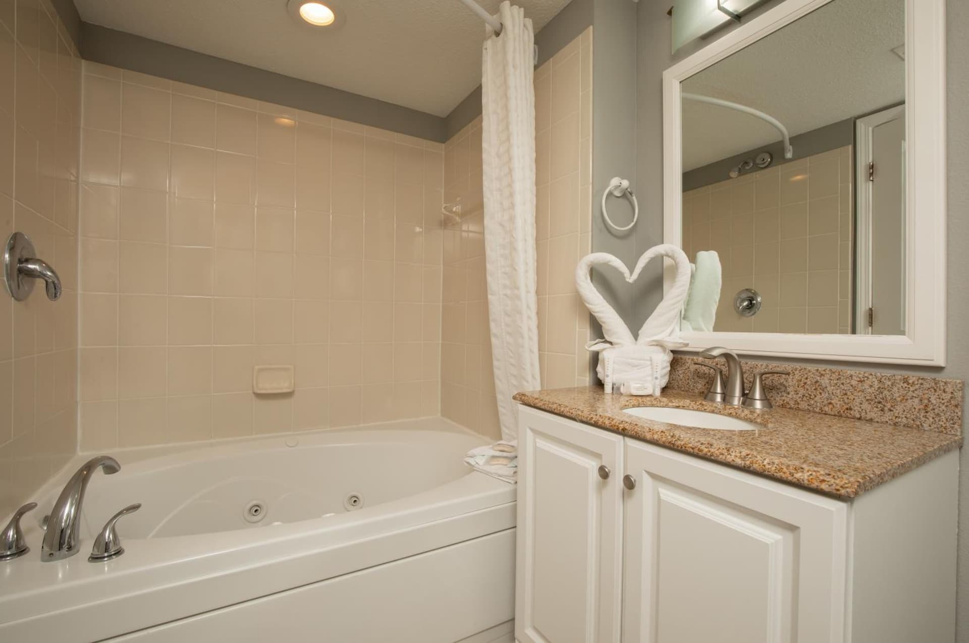 Avista Resort interior in North Myrtle Beach, SC — gallery photo 2