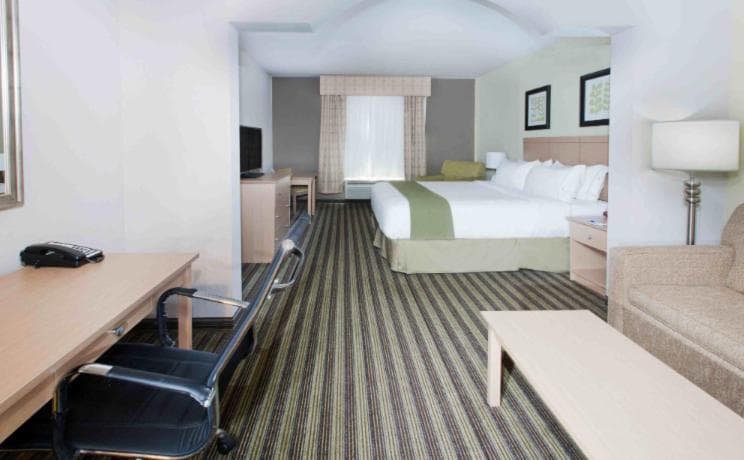 Holiday Inn Express Hotel & Suites Alvarado by IHG property views in Alvarado, TX — gallery photo 3