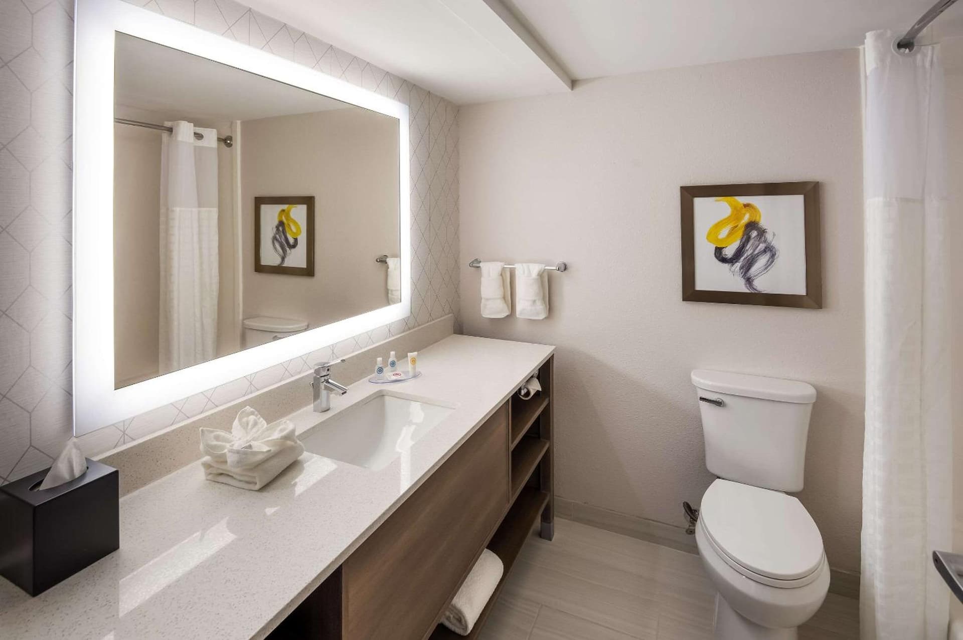 Comfort Inn & Suites Fishers - Indianapolis gallery photo in Fishers, IN — image 28