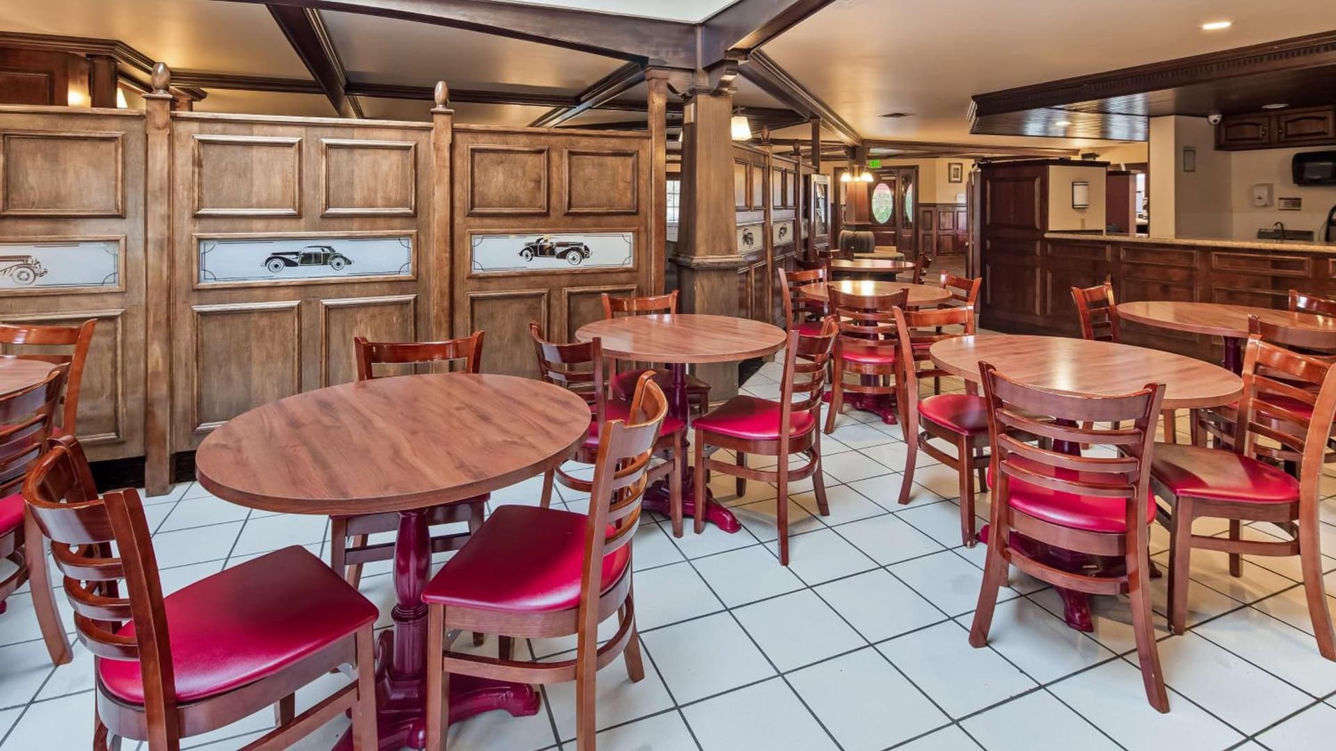 SureStay Plus Hotel by Best Western Auburn gallery photo in Auburn, IN — image 27
