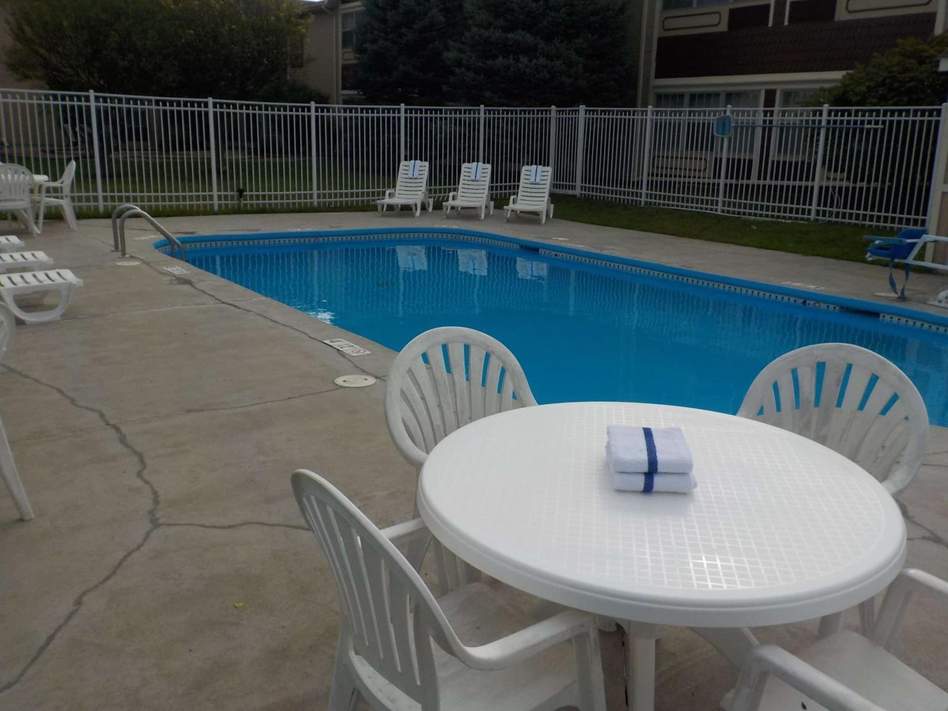 SureStay Plus Hotel by Best Western Auburn gallery photo in Auburn, IN — image 15