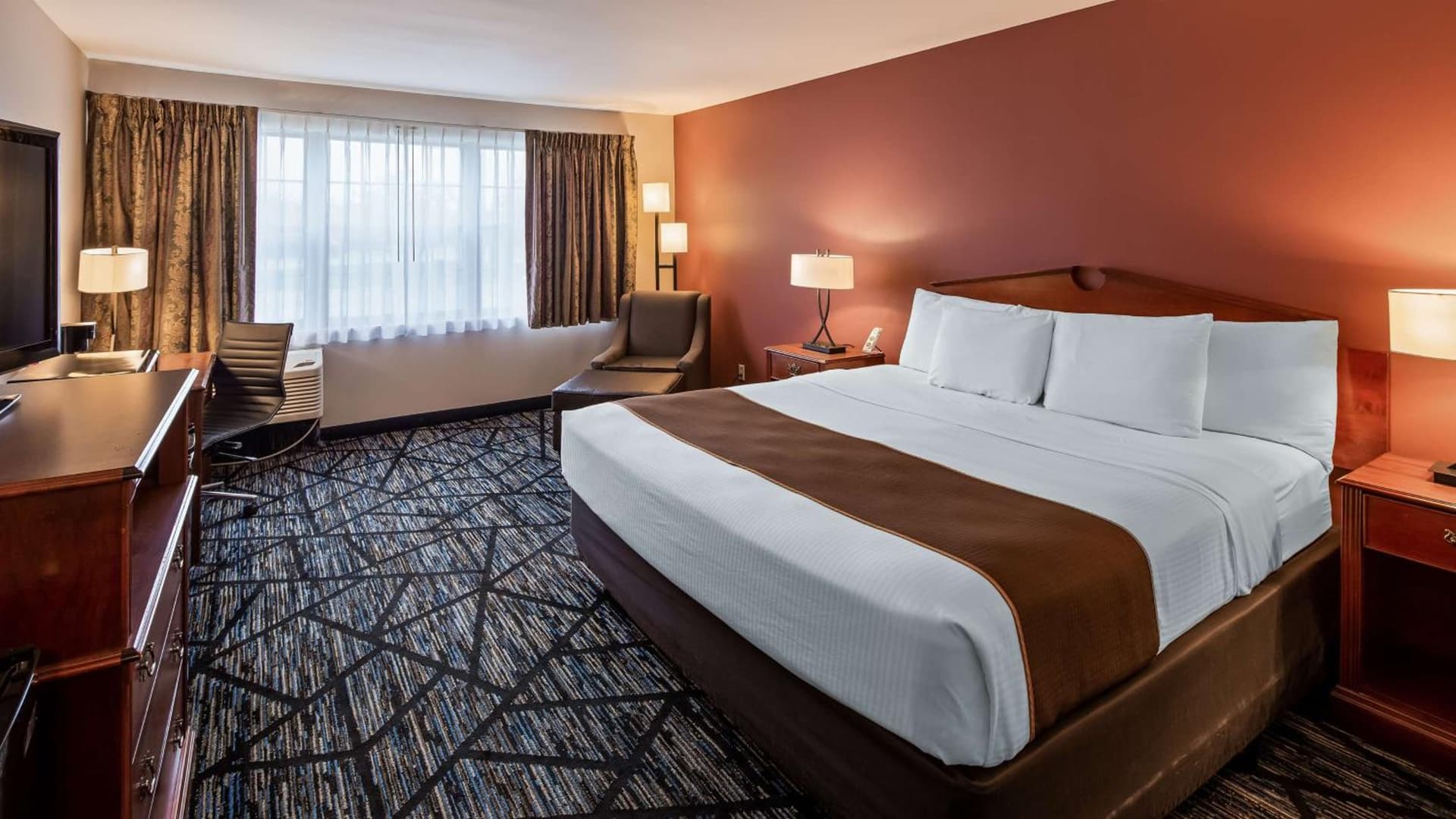 SureStay Plus Hotel by Best Western Auburn gallery photo in Auburn, IN — image 32
