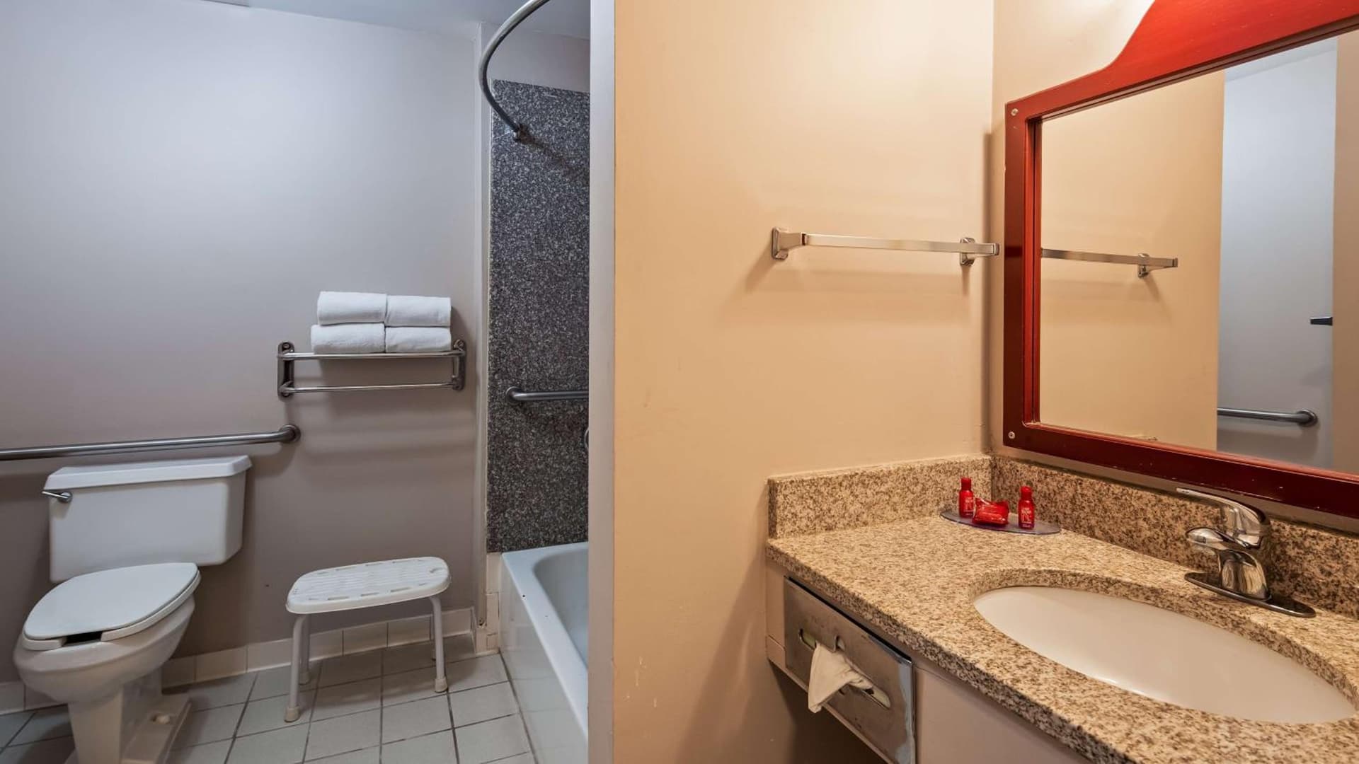 SureStay Plus Hotel by Best Western Auburn gallery photo in Auburn, IN — image 13