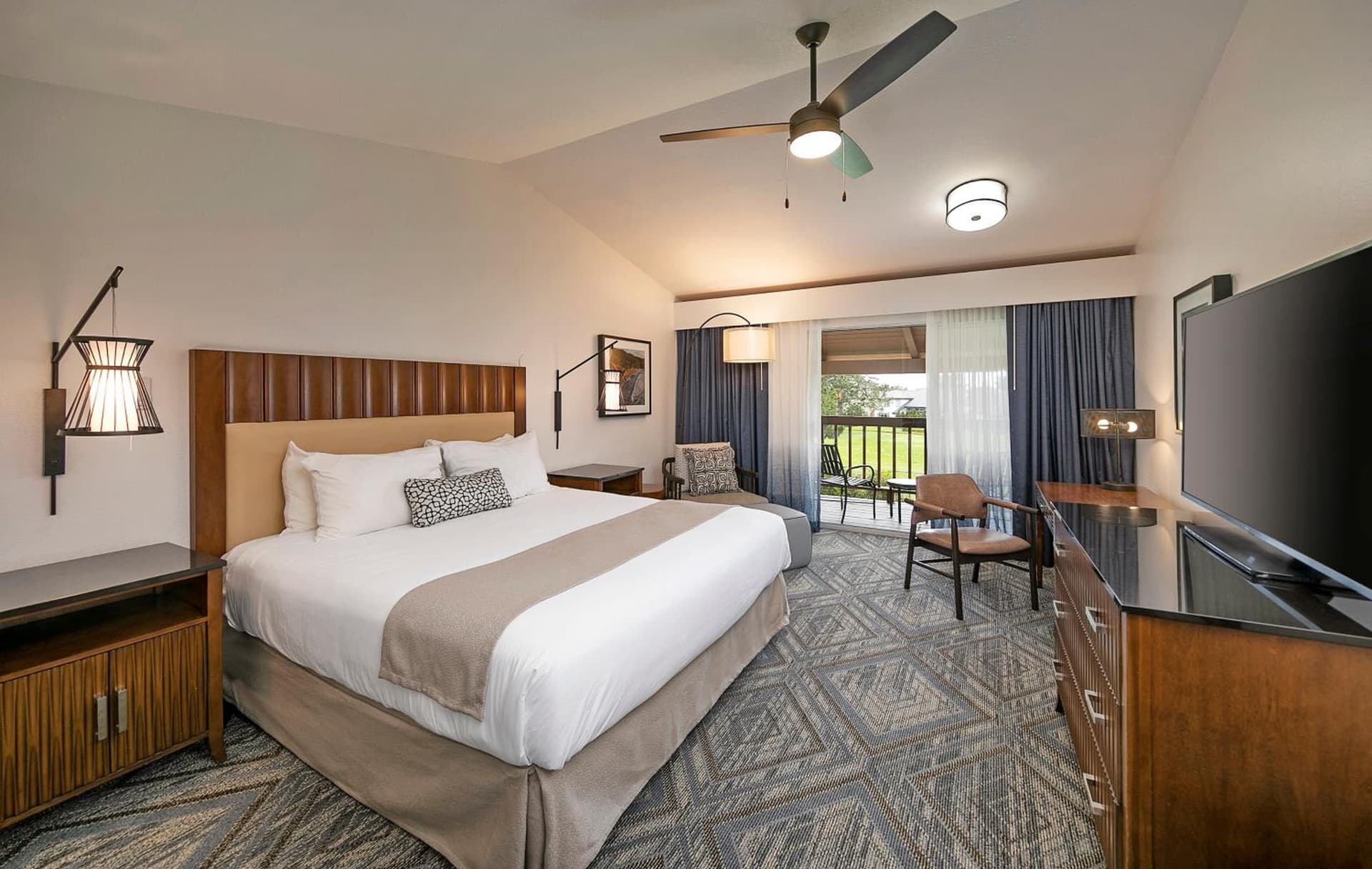 Half Moon Bay Lodge interior in Half Moon Bay, CA — gallery photo 2