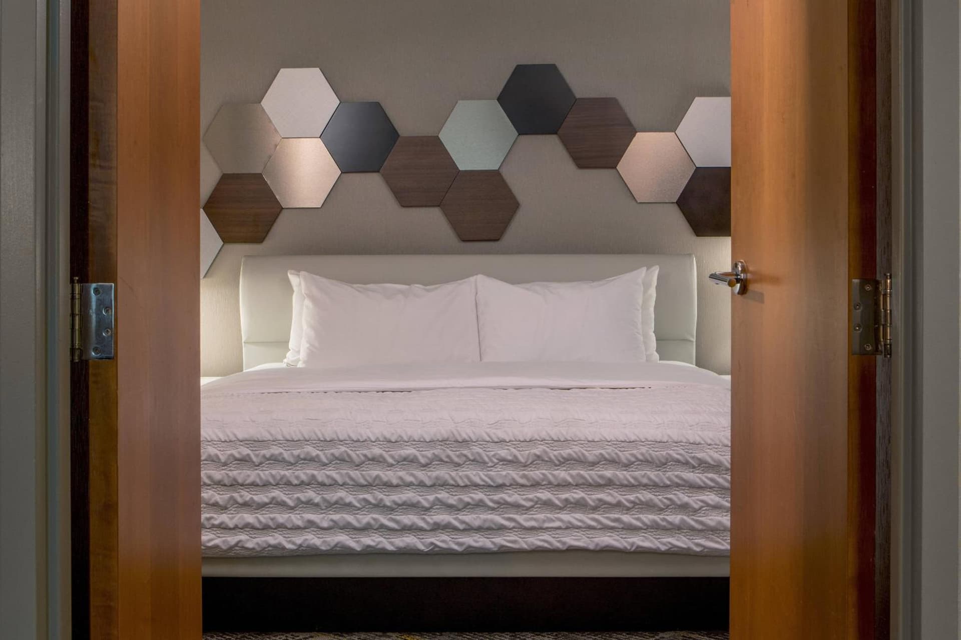 Le Meridien Boston Cambridge gallery photo in Cambridge, MA — image 7