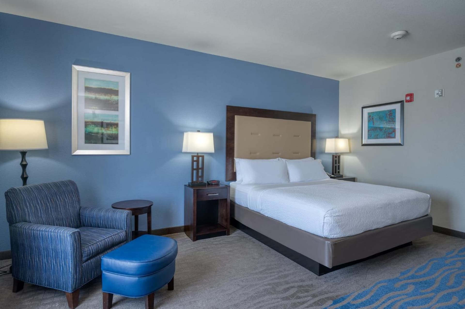 Holiday Inn Express and Suites Edwardsville by IHG gallery photo in Edwardsville, IL — image 29