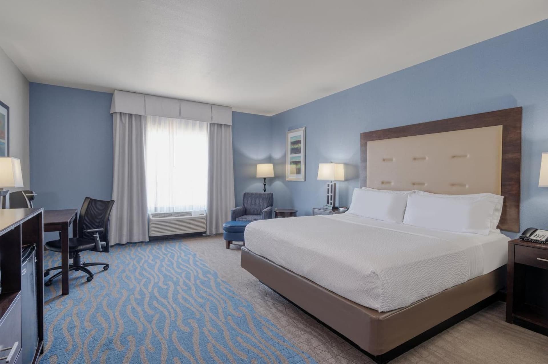 Holiday Inn Express and Suites Edwardsville by IHG gallery photo in Edwardsville, IL — image 42