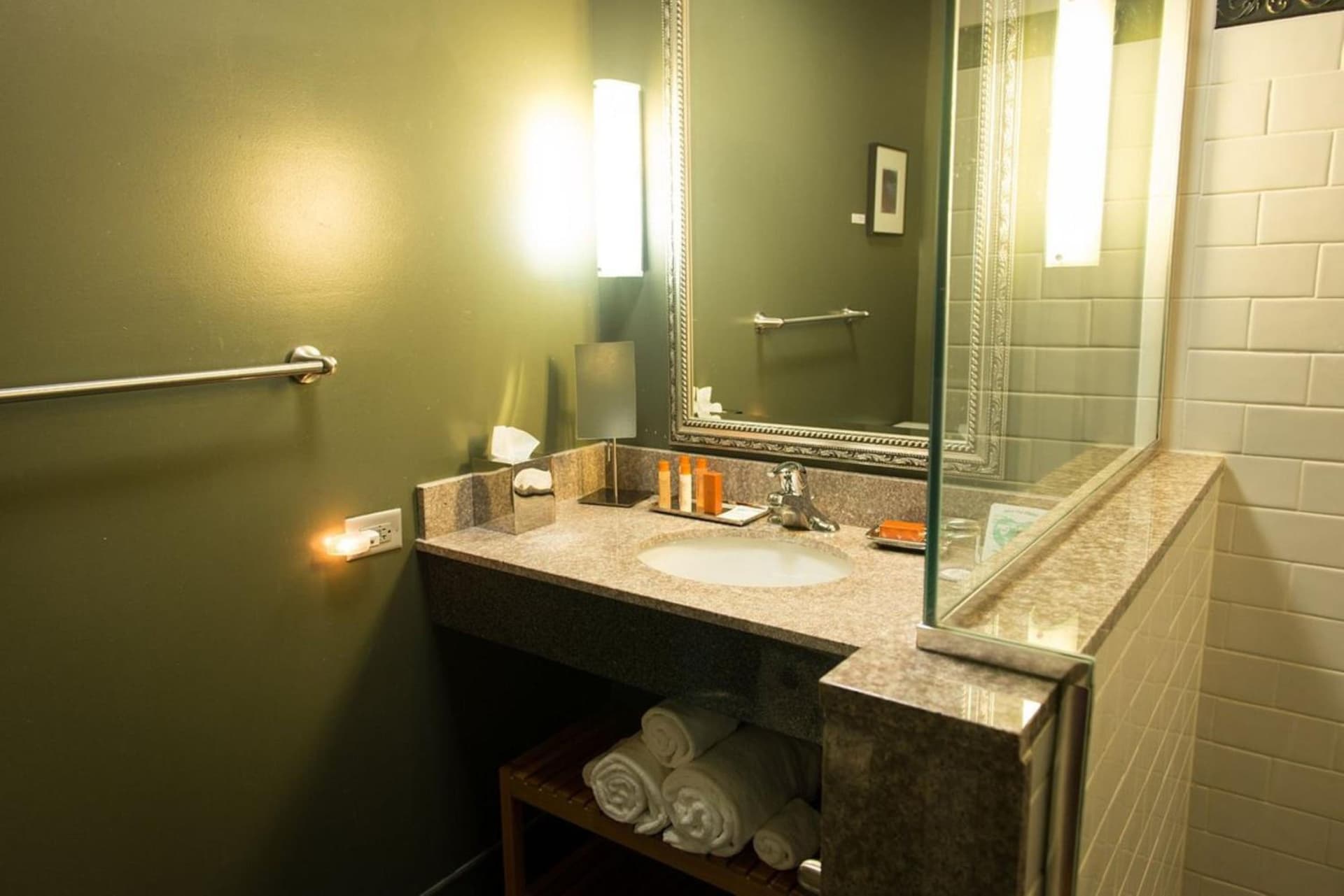 Lancaster Arts Hotel gallery photo in Lancaster, PA — image 21
