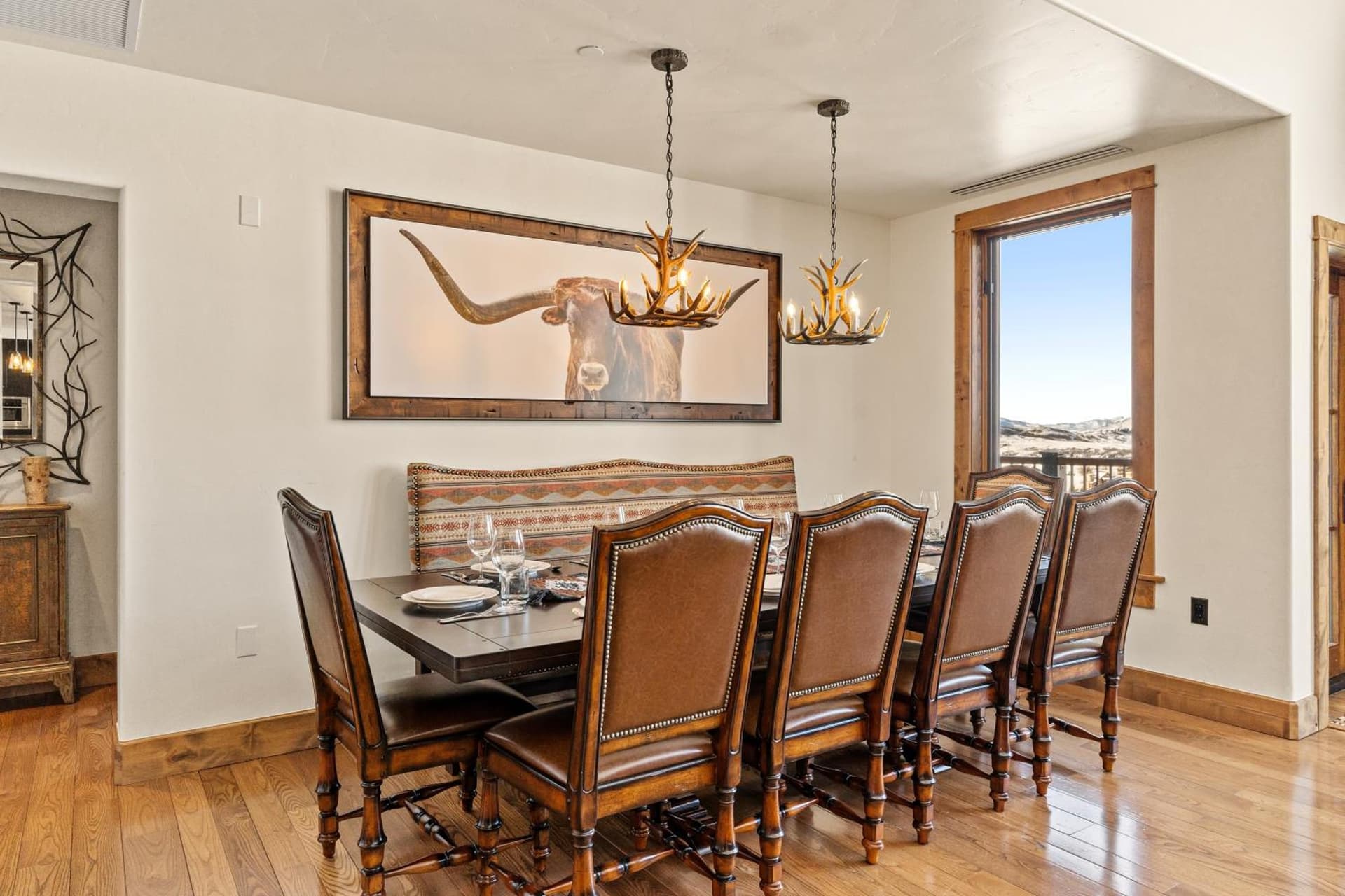 Edgemont 2803 - Luxury Ski-in Ski-out Penthouse interior in Steamboat Springs, CO — gallery photo 2