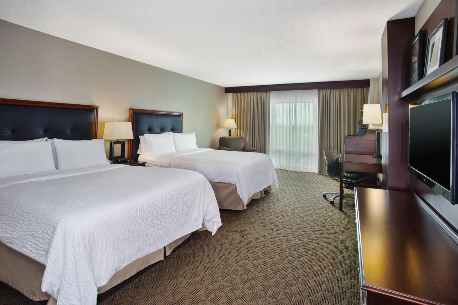 Holiday Inn University Plaza-Bowling Green by IHG gallery photo in Bowling Green, KY — image 41