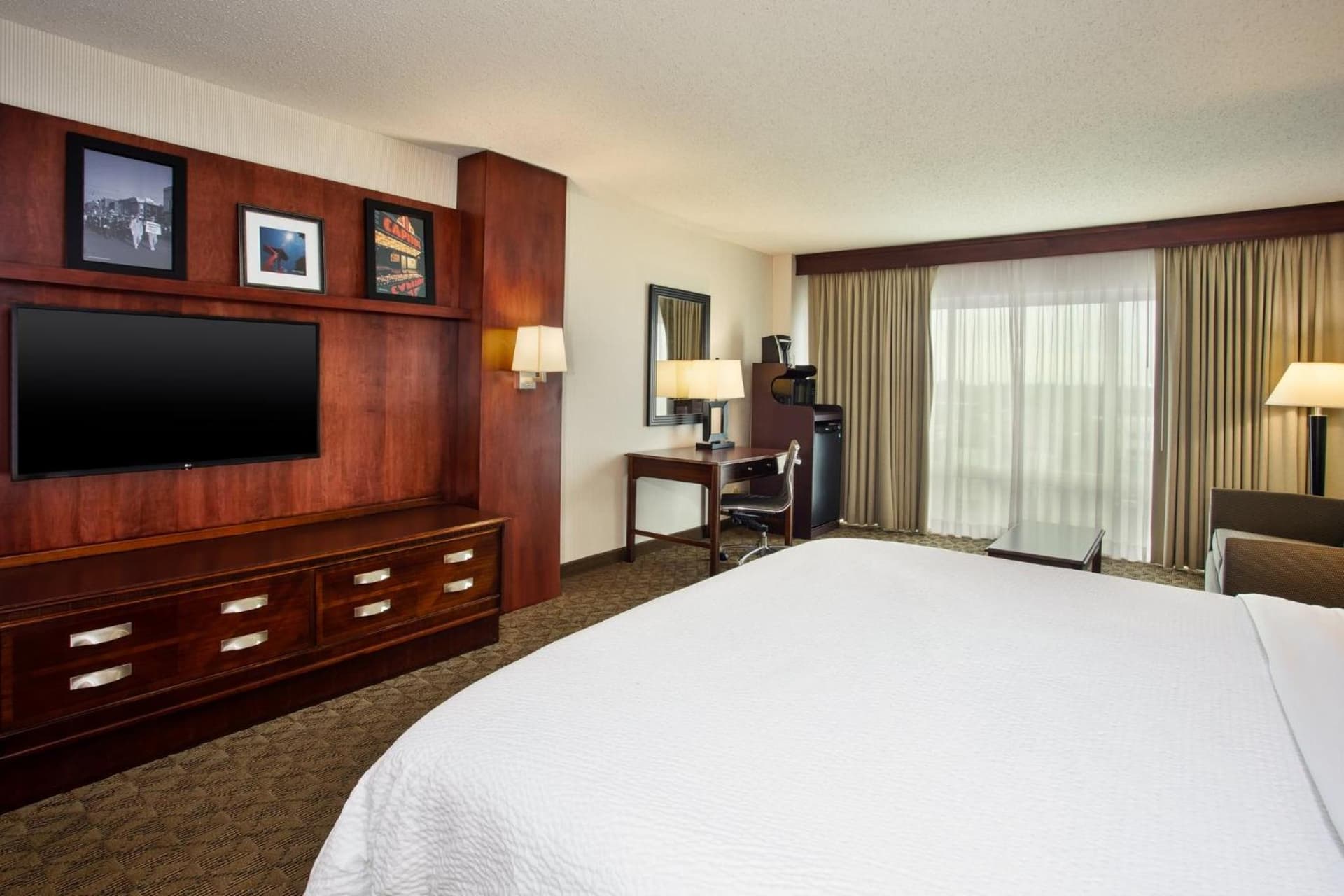 Holiday Inn University Plaza-Bowling Green by IHG gallery photo in Bowling Green, KY — image 12