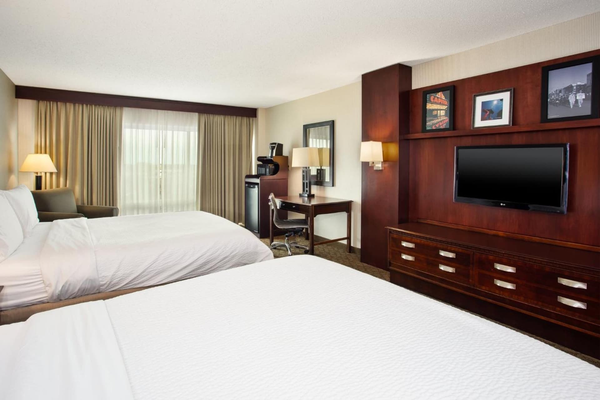 Holiday Inn University Plaza-Bowling Green by IHG gallery photo in Bowling Green, KY — image 51