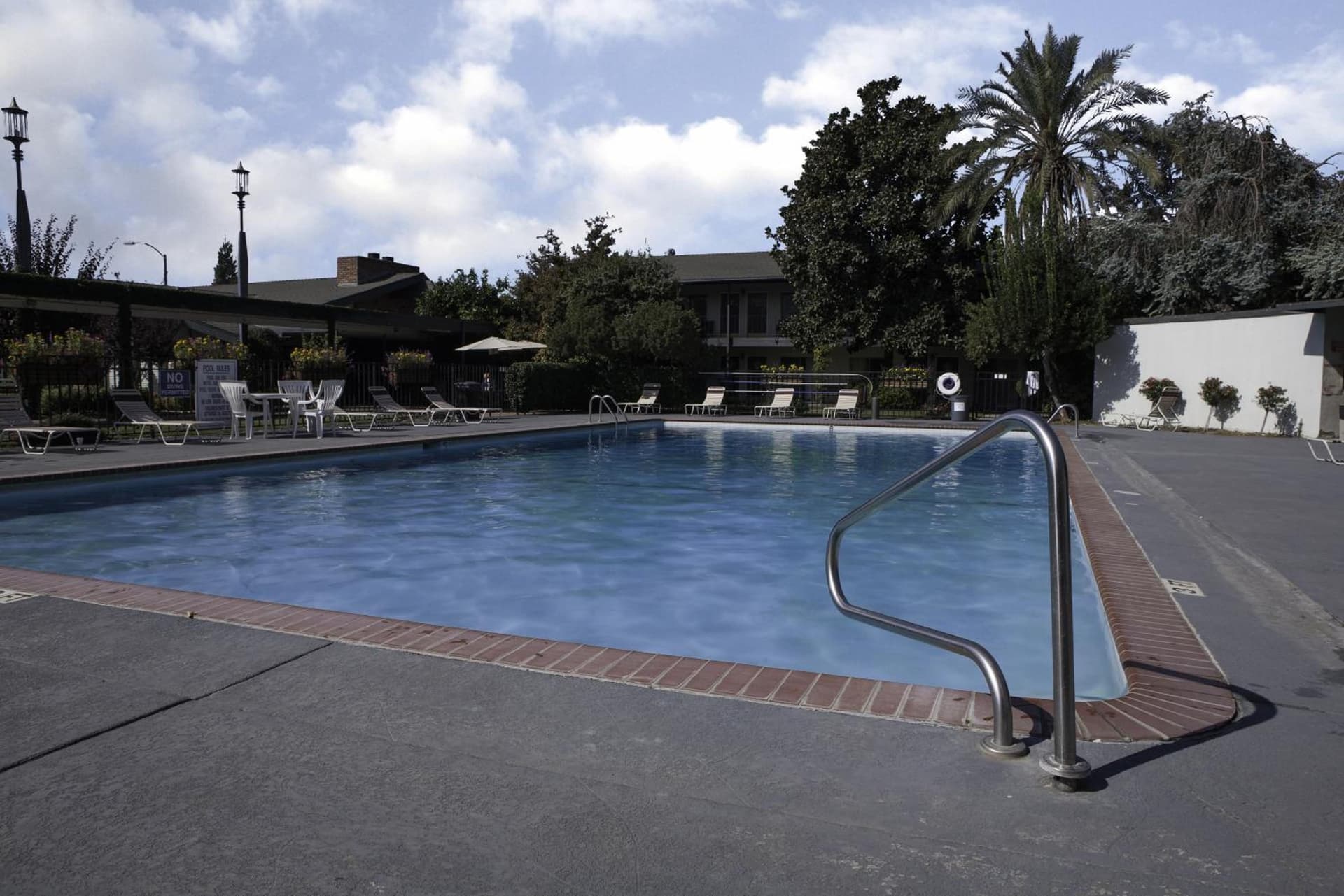 Lamp Liter Inn Visalia, an Ascend Collection Hotel gallery photo in Visalia, CA — image 12