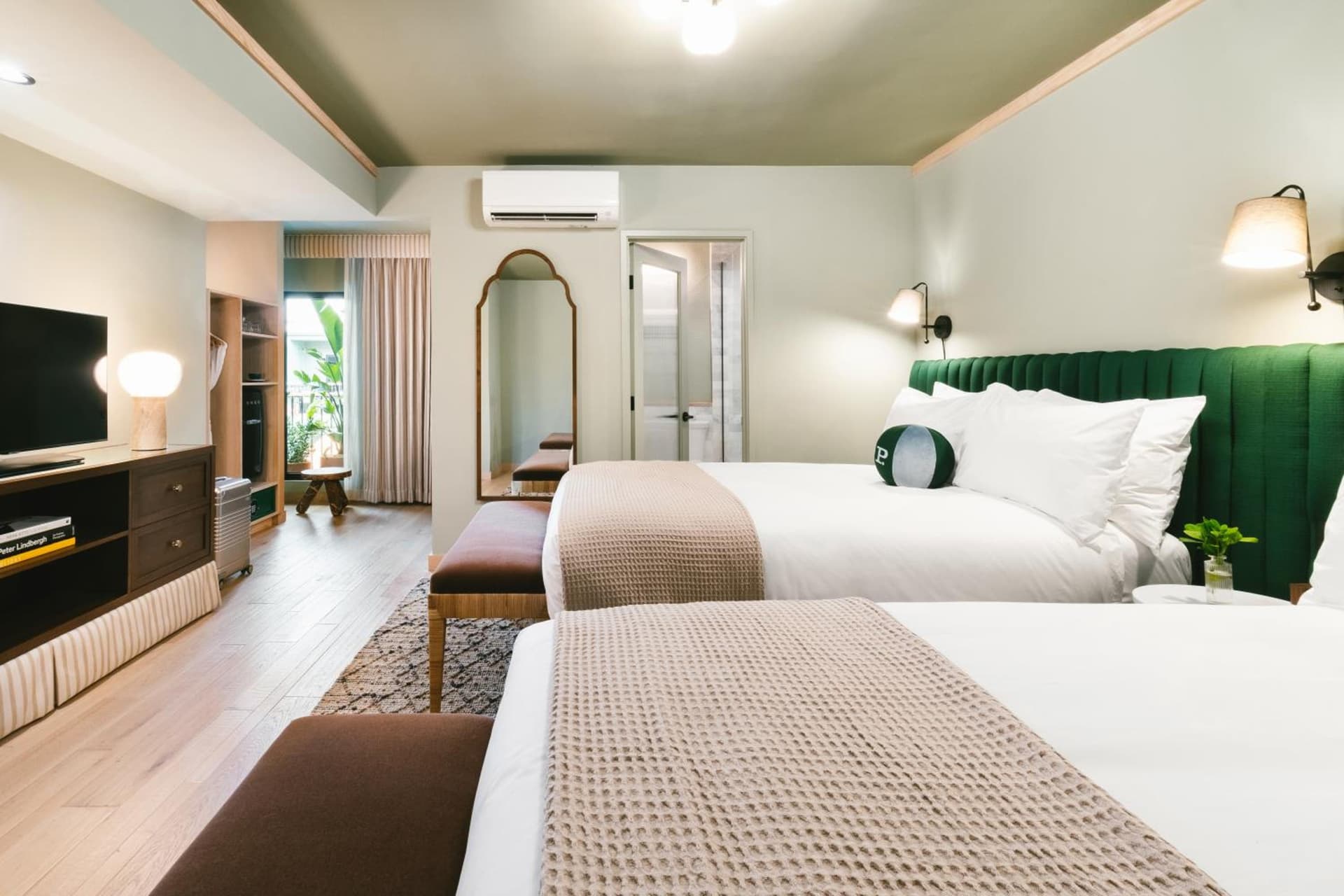 Palihotel Hollywood near Universal Studios gallery photo in Los Angeles, CA — image 17