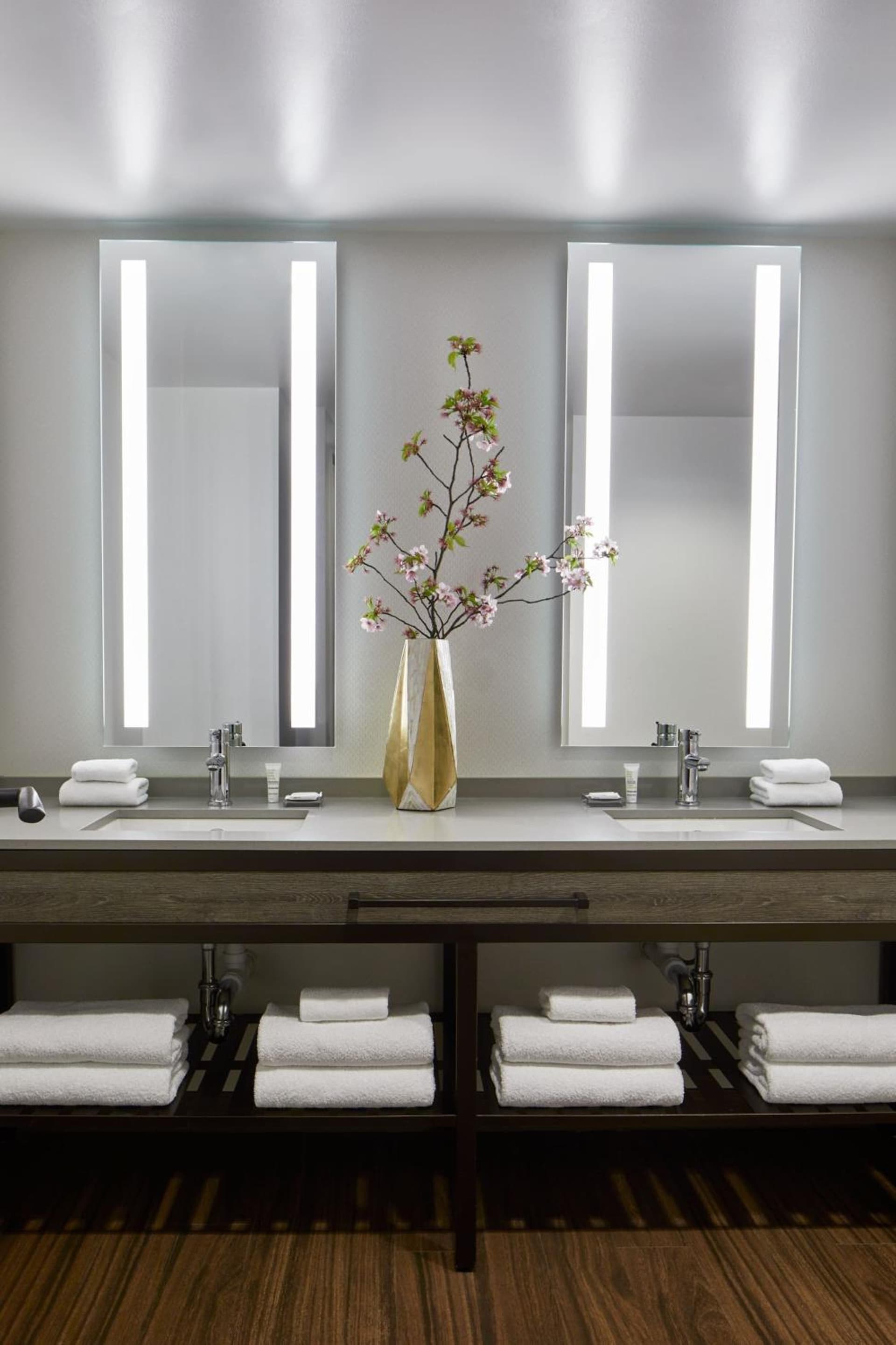 Lancaster Marriott at Penn Square gallery photo in Lancaster, PA — image 40