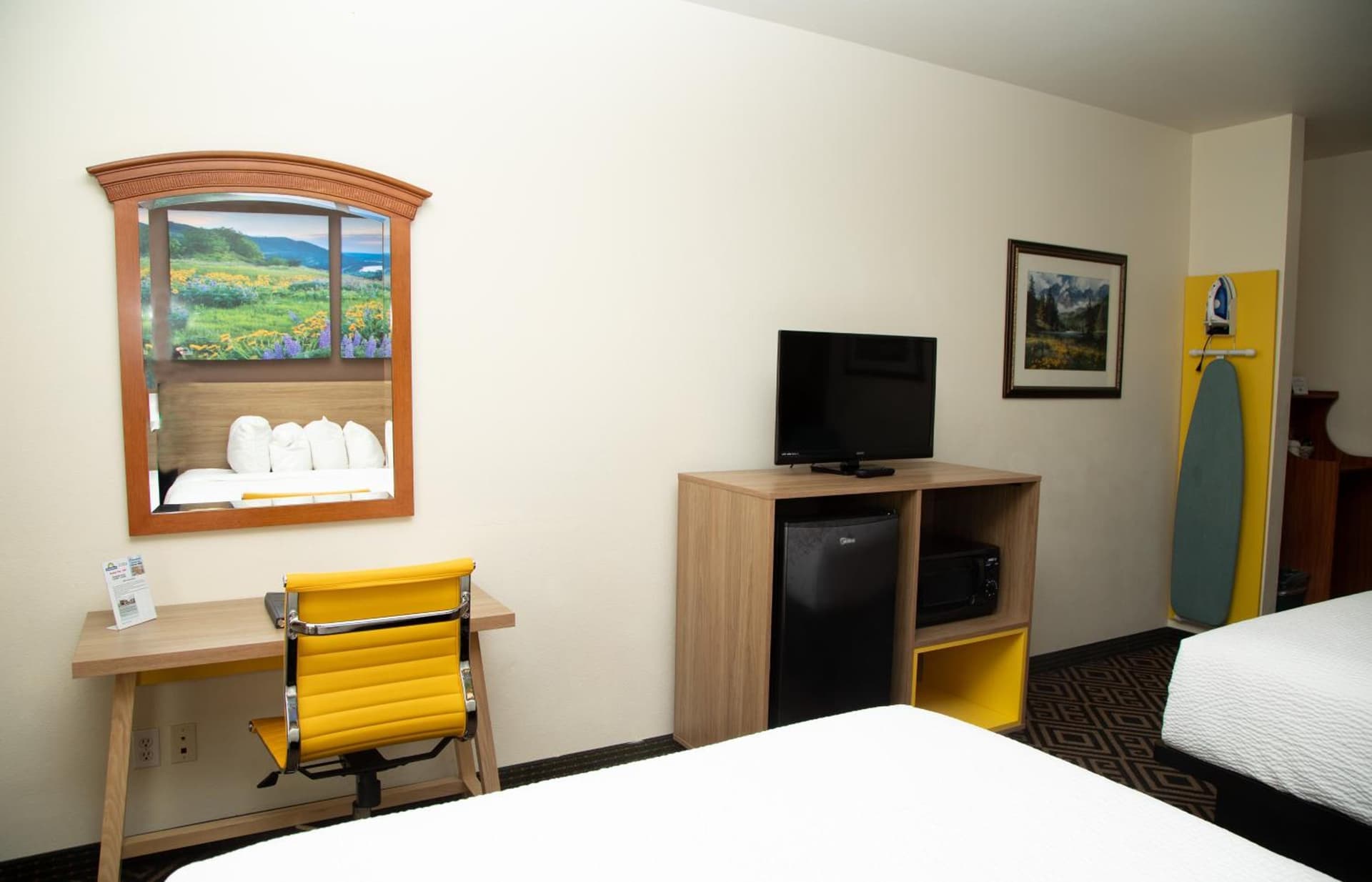Days Inn by Wyndham Manitou Springs gallery photo in Manitou Springs, CO — image 47