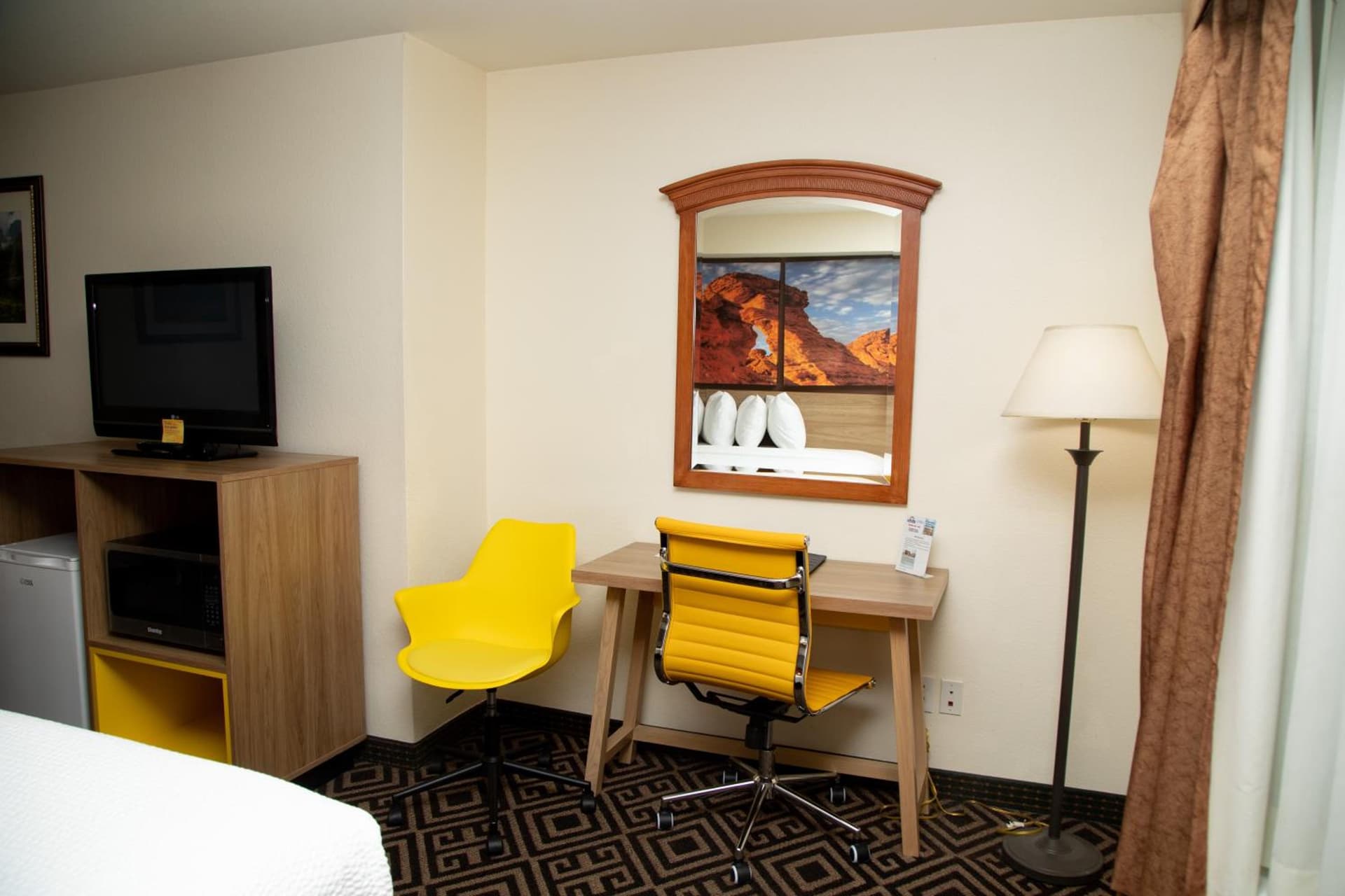Days Inn by Wyndham Manitou Springs gallery photo in Manitou Springs, CO — image 77