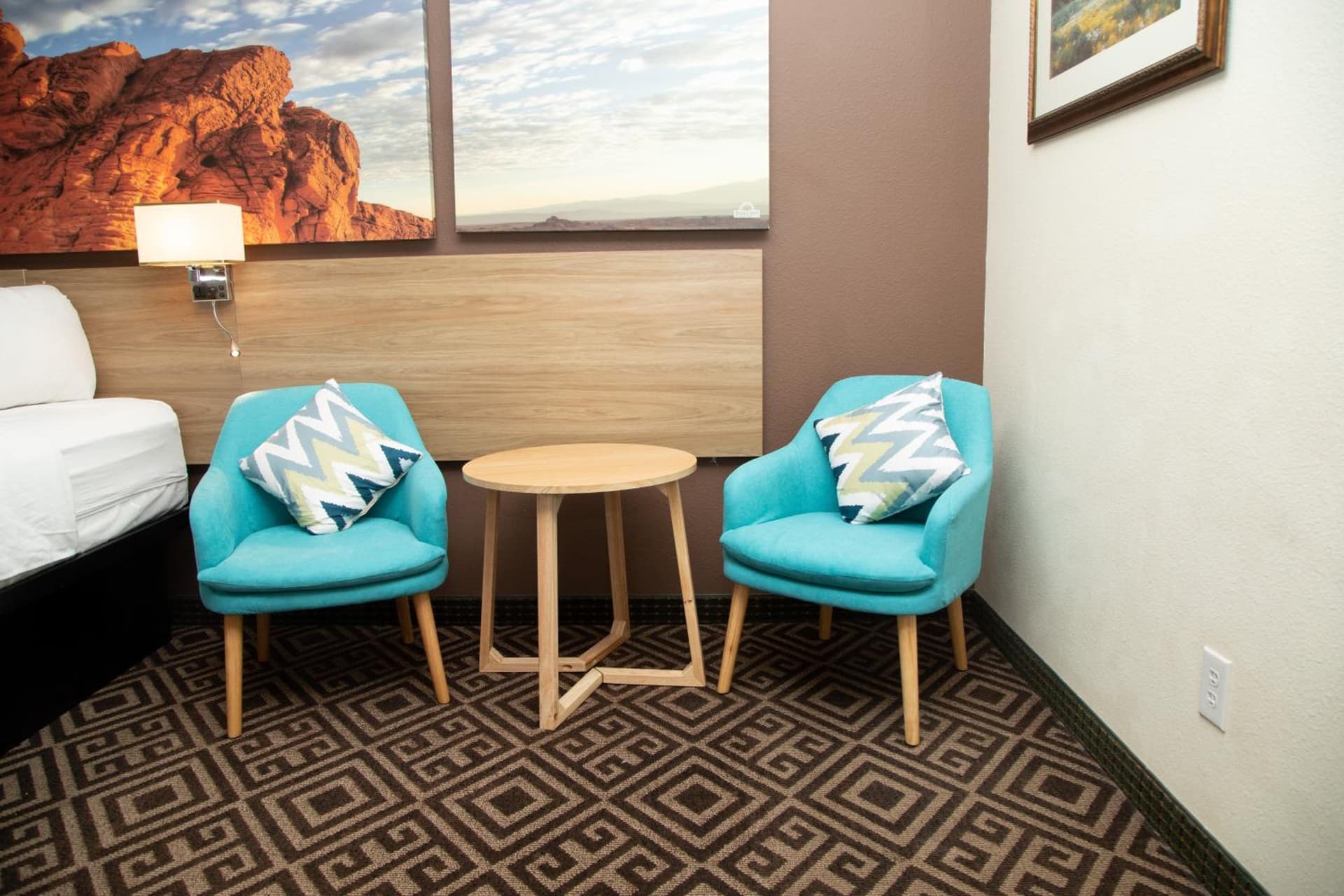 Days Inn by Wyndham Manitou Springs gallery photo in Manitou Springs, CO — image 4