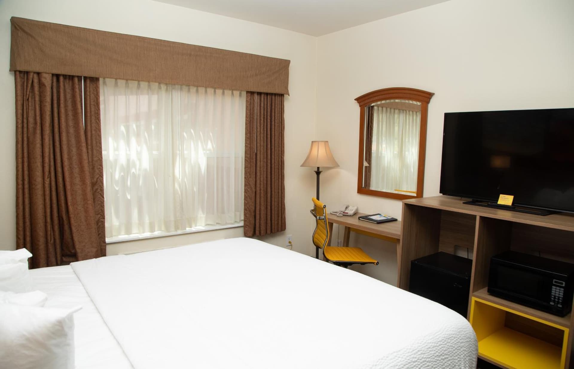 Days Inn by Wyndham Manitou Springs gallery photo in Manitou Springs, CO — image 33
