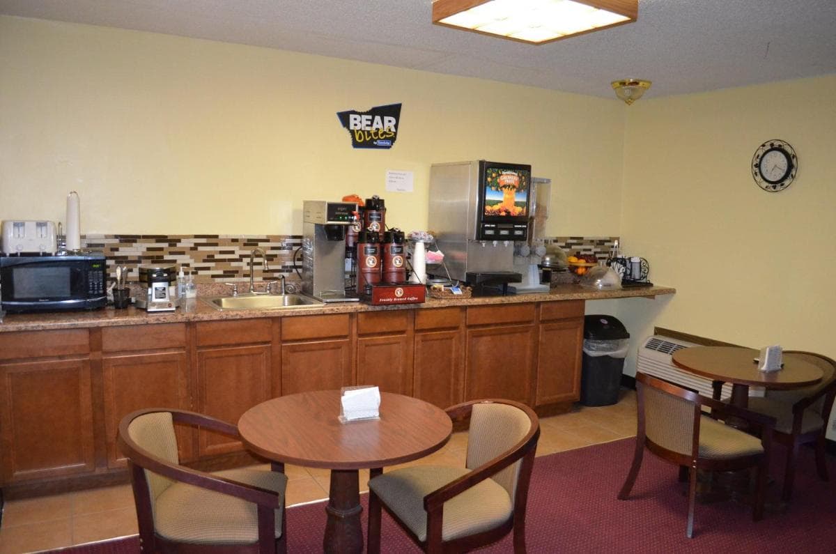 The Sage Hotel property views in Muscatine, IA — gallery photo 3