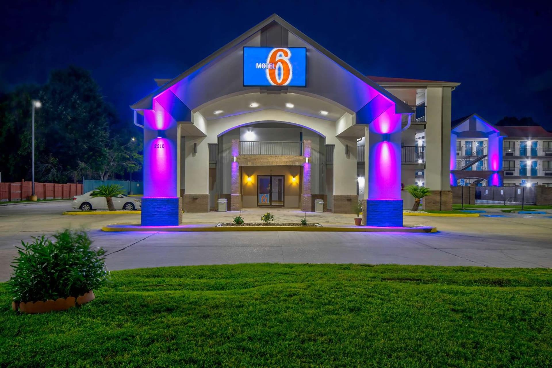 Motel 6-Lafayette, LA featured exterior or lobby in Lafayette, LA — similar hotel