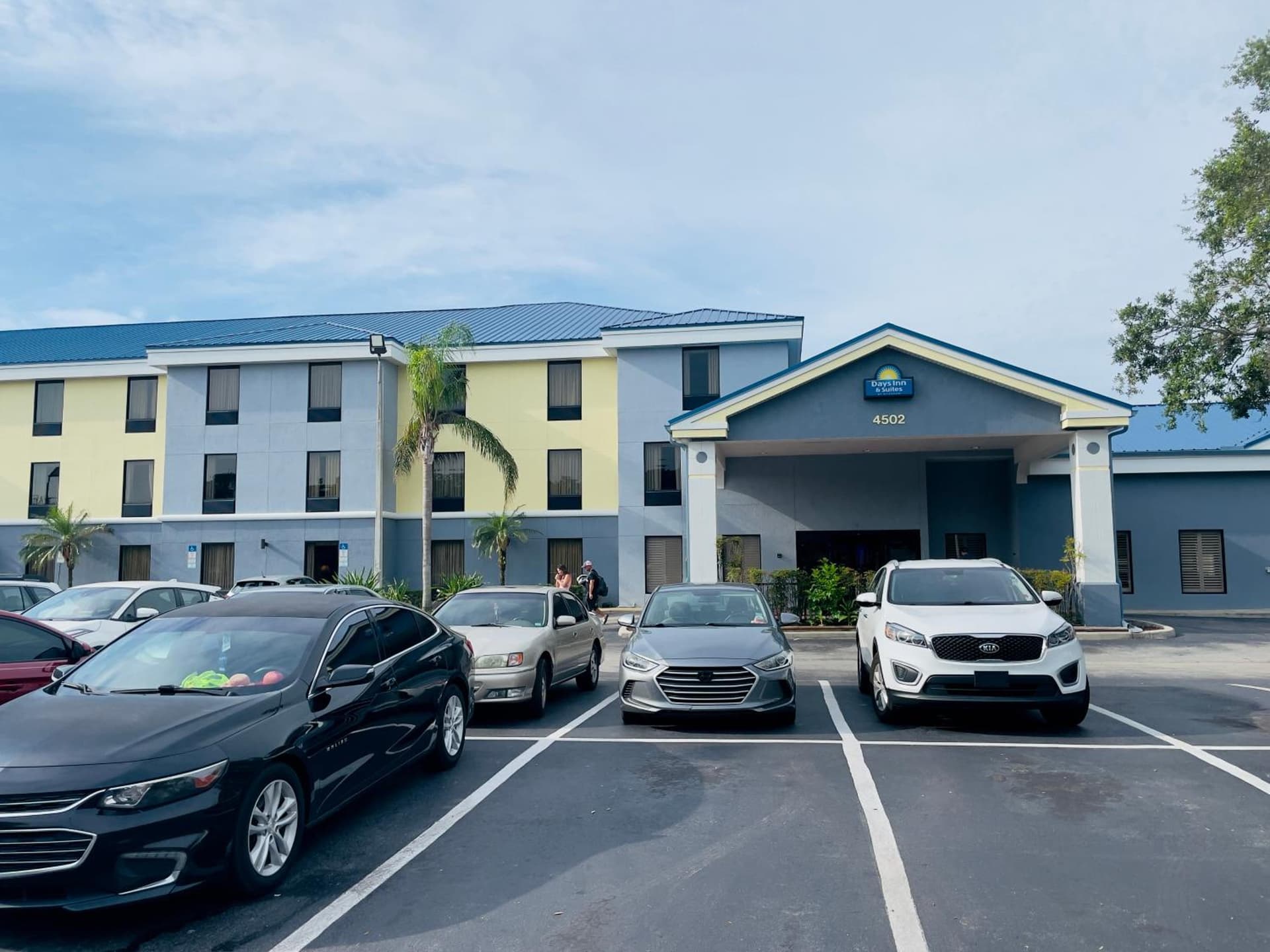 Days Inn & Suites by Wyndham Lakeland gallery photo in Lakeland, FL — image 118