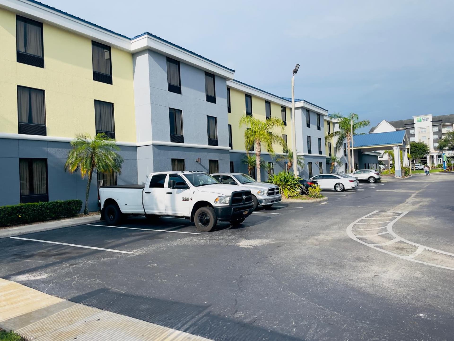 Days Inn & Suites by Wyndham Lakeland gallery photo in Lakeland, FL — image 84