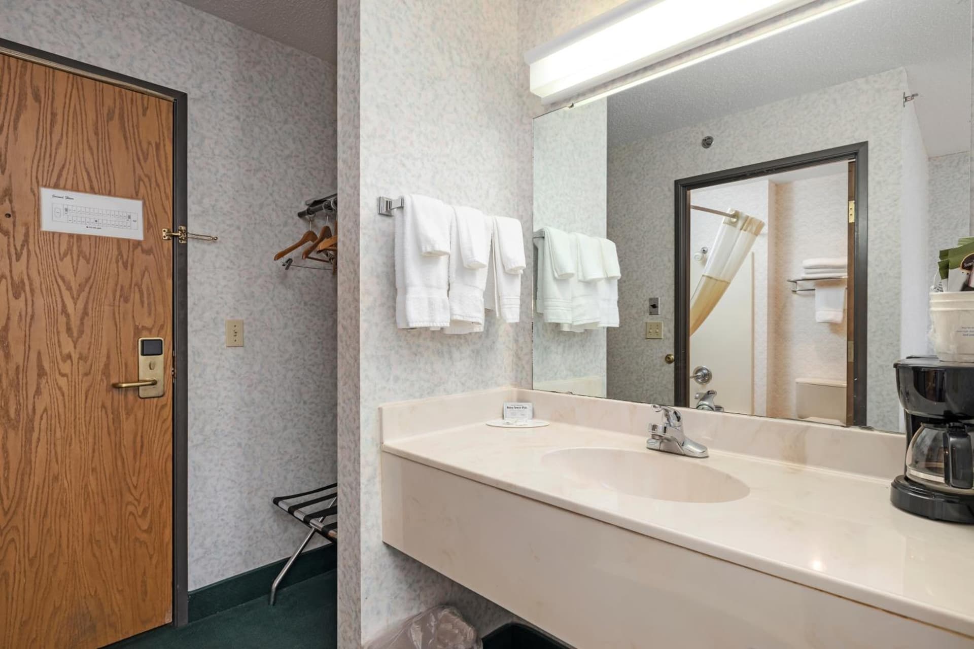 Days Inn by Wyndham Battlefield Rd/Hwy 65 gallery photo in Springfield, MO — image 19