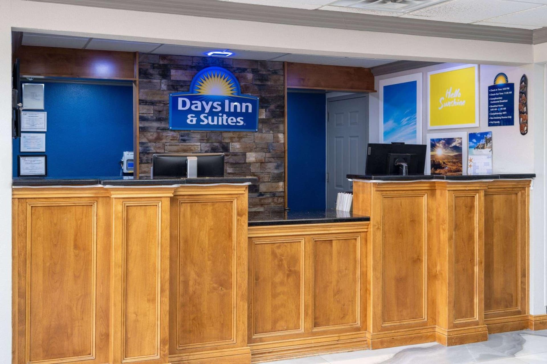 Days Inn & Suites by Wyndham Commerce property views in Commerce, GA — gallery photo 3