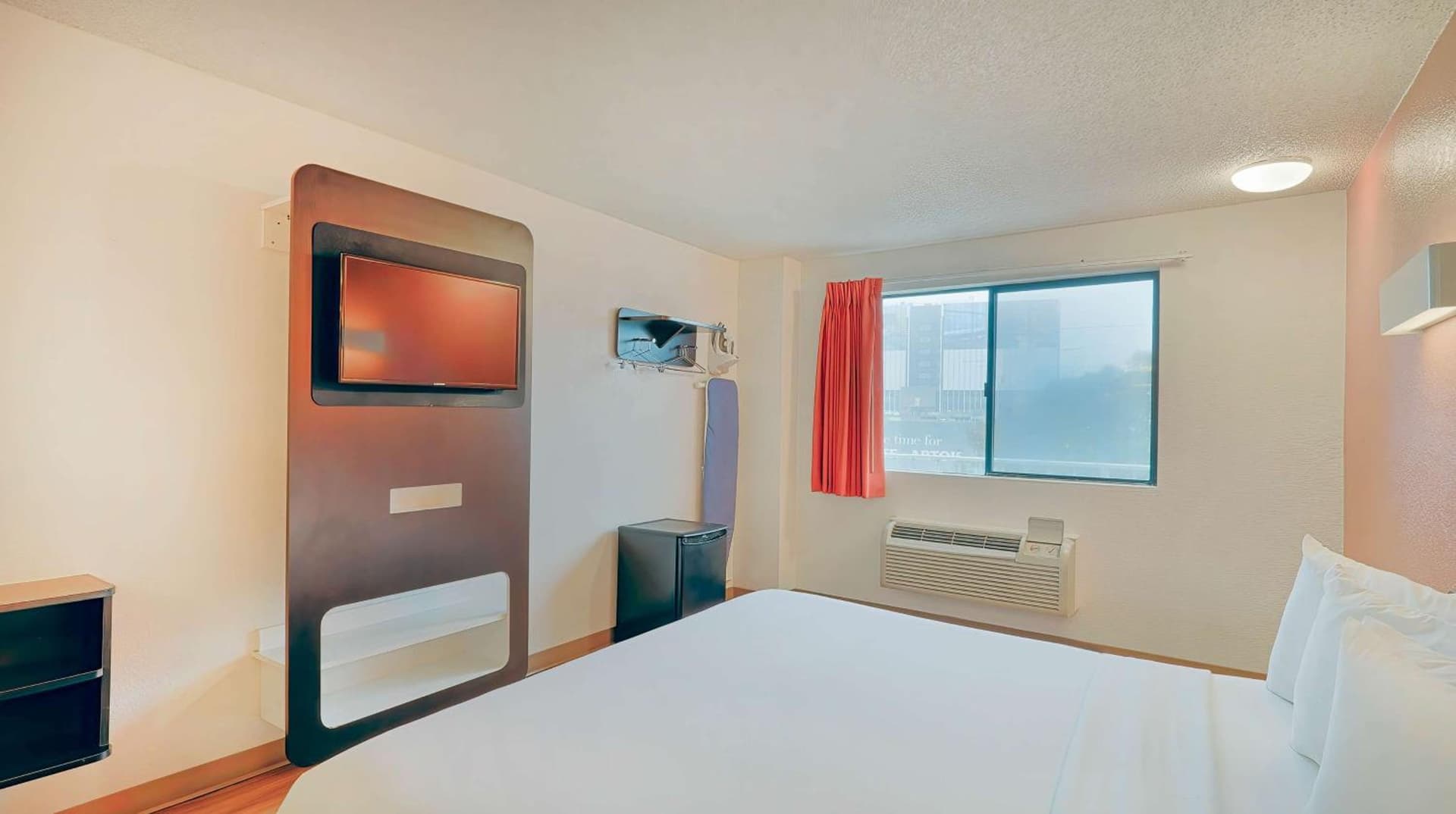 Suites Los Angeles CA Los Angeles LAX gallery photo in Inglewood, CA — image 8