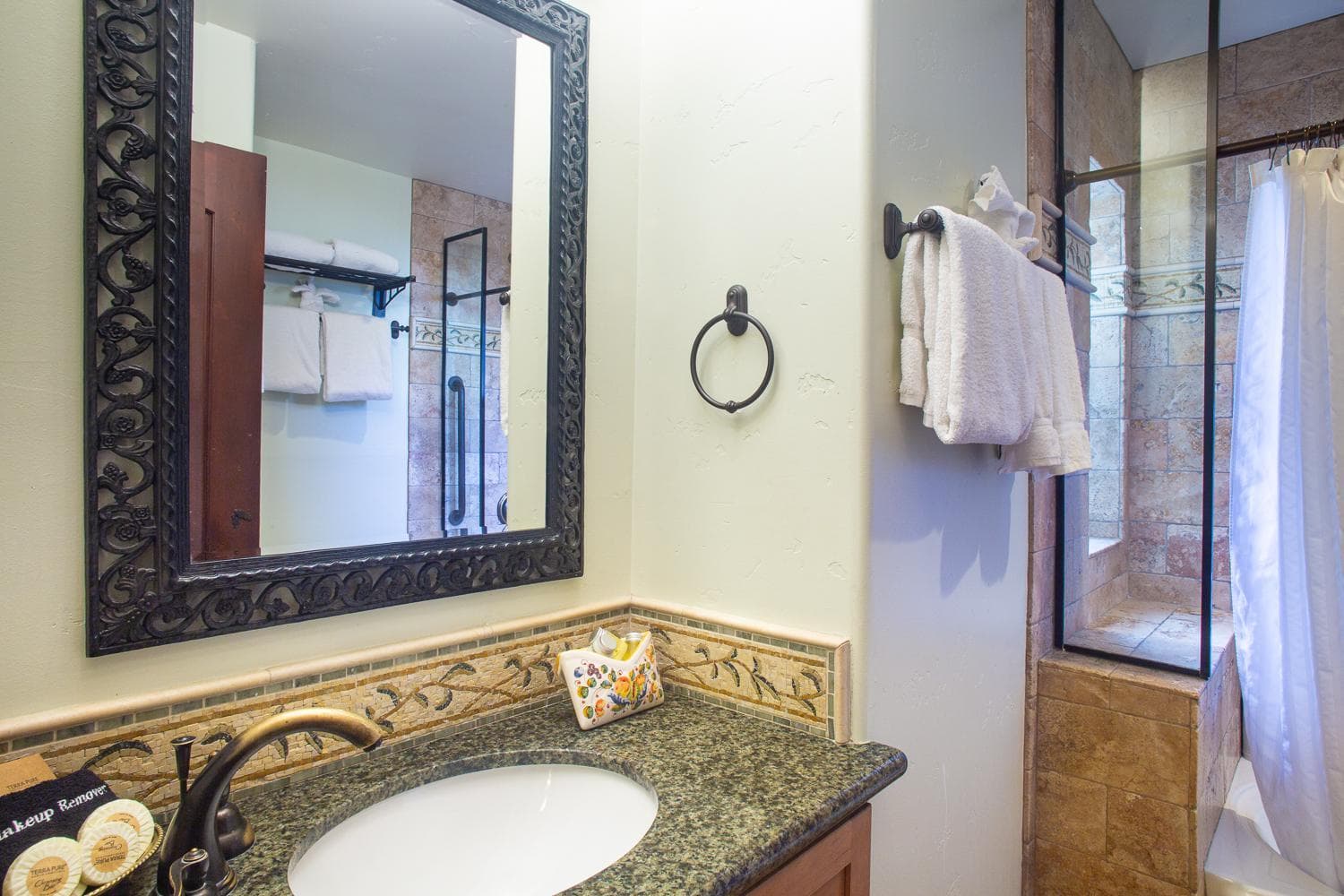 Castillo Inn at the Beach gallery photo in Santa Barbara, CA — image 22