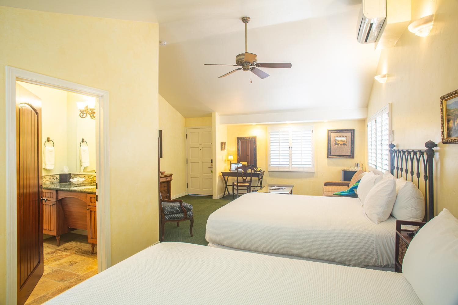 Castillo Inn at the Beach gallery photo in Santa Barbara, CA — image 28