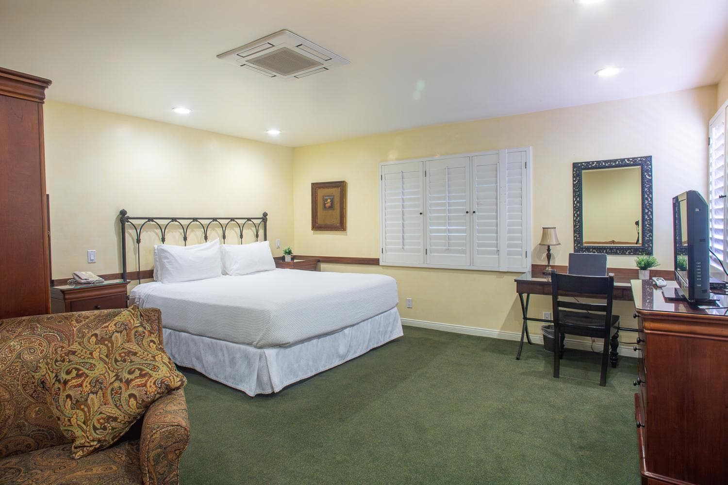 Castillo Inn at the Beach gallery photo in Santa Barbara, CA — image 15