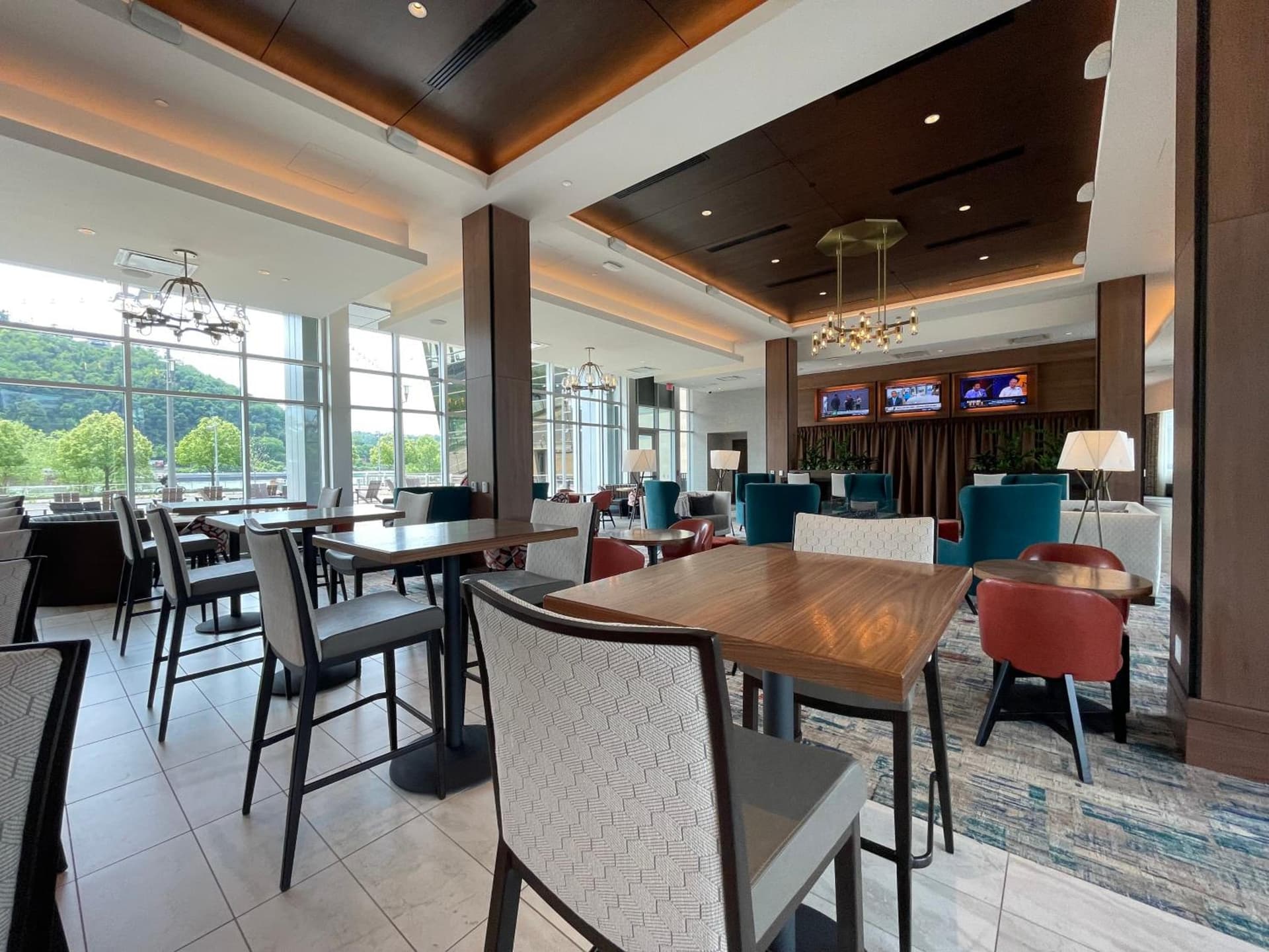 The Landing Hotel at Rivers Casino Pittsburgh gallery photo in Pittsburgh, PA — image 55
