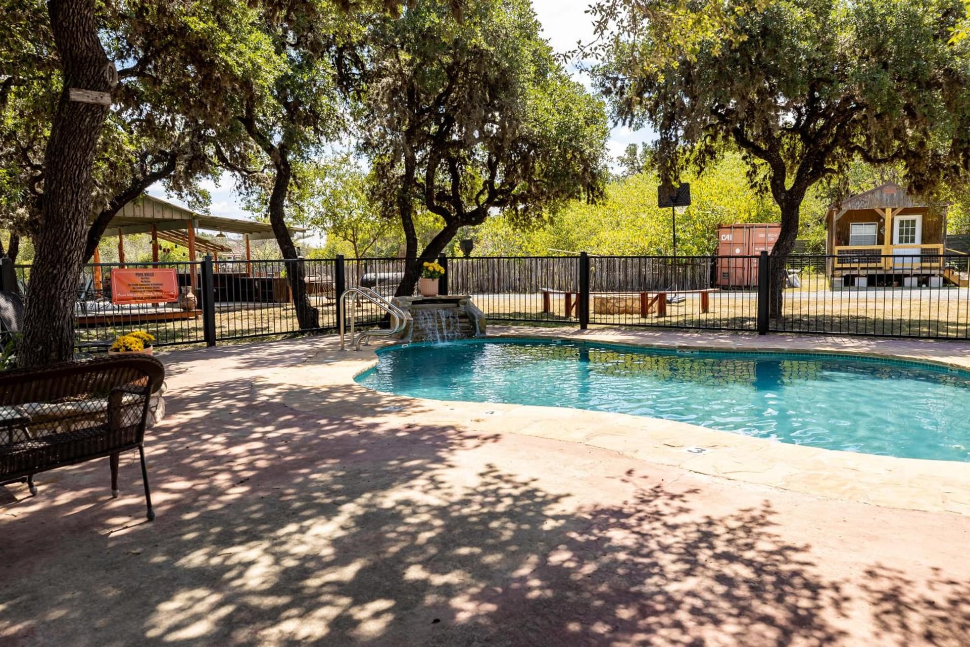 The Historic Leakey Inn interior in Leakey, TX — gallery photo 2