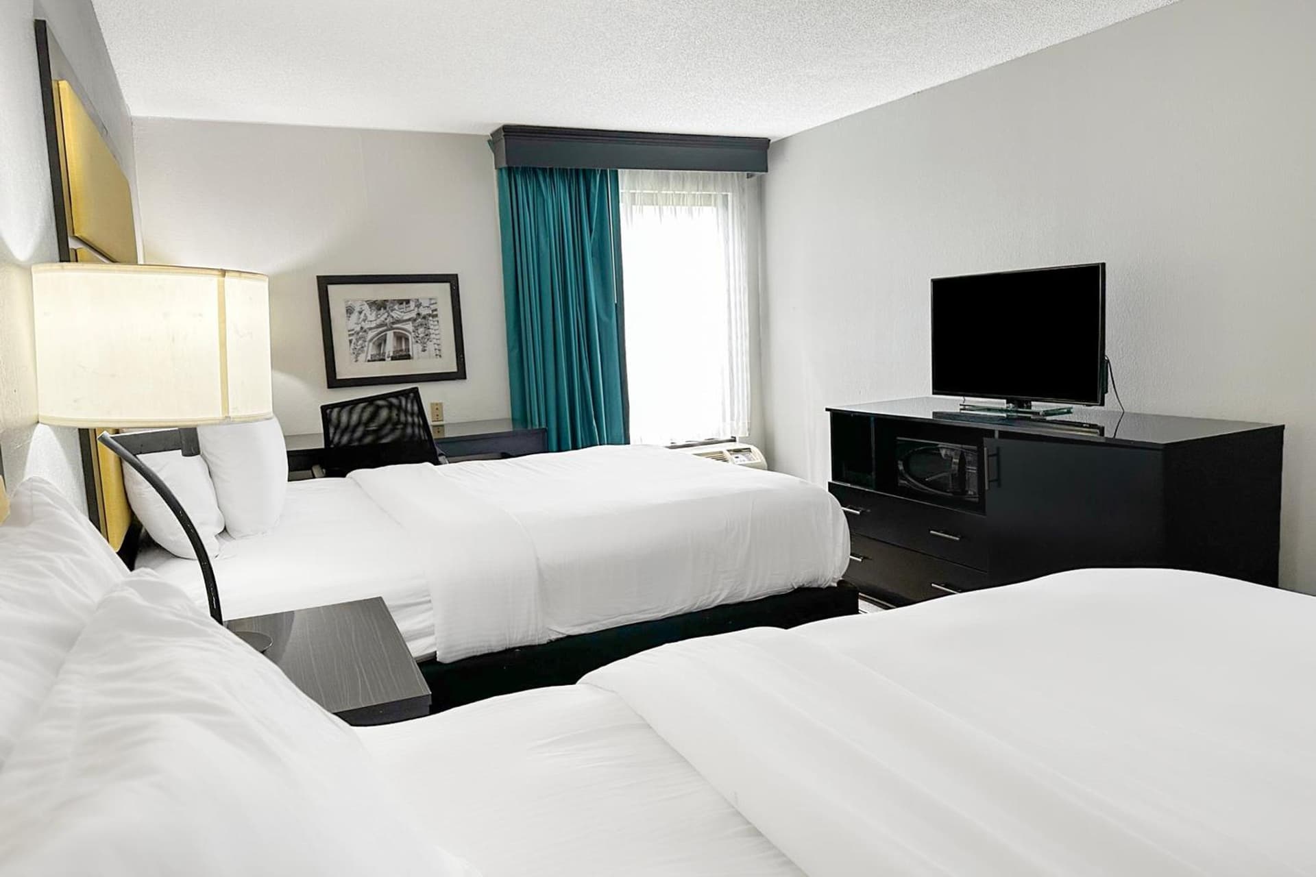 OYO Townhouse Jackson - Ridgeland gallery photo in Jackson, MS — image 33