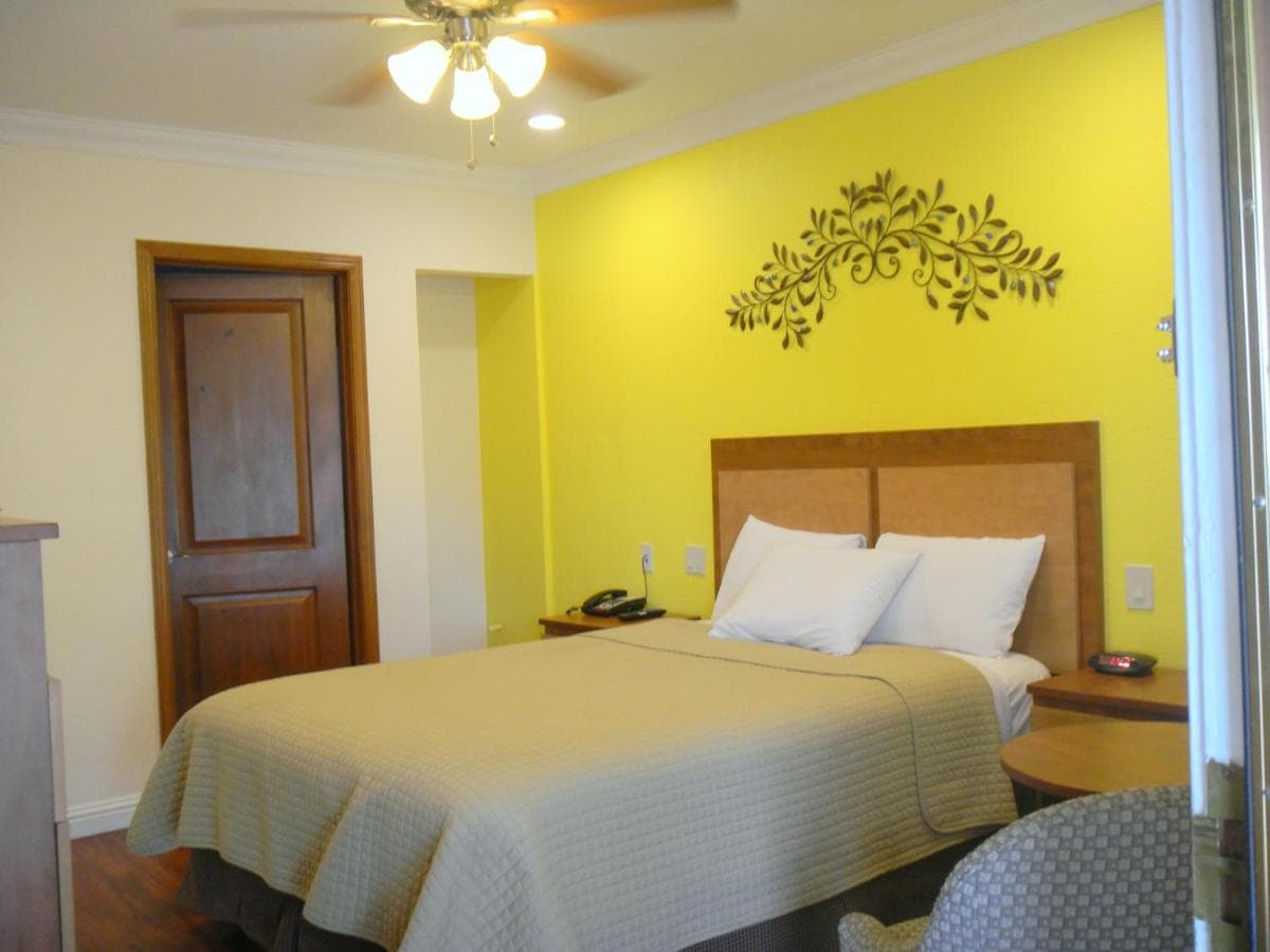 FairBridge Inn & Suites Gateway to Yosemite gallery photo in Merced, CA — image 15