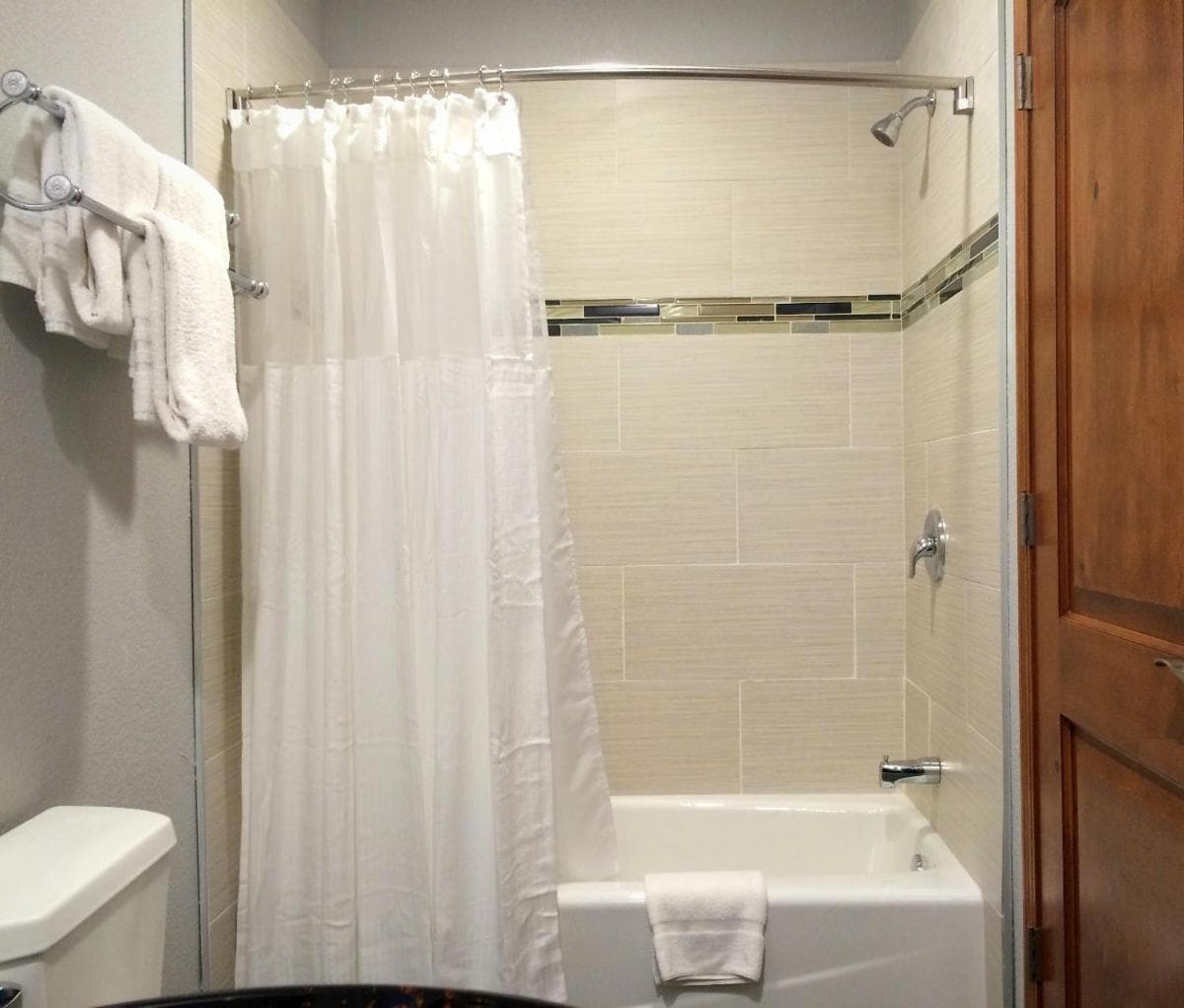 FairBridge Inn & Suites Gateway to Yosemite gallery photo in Merced, CA — image 26