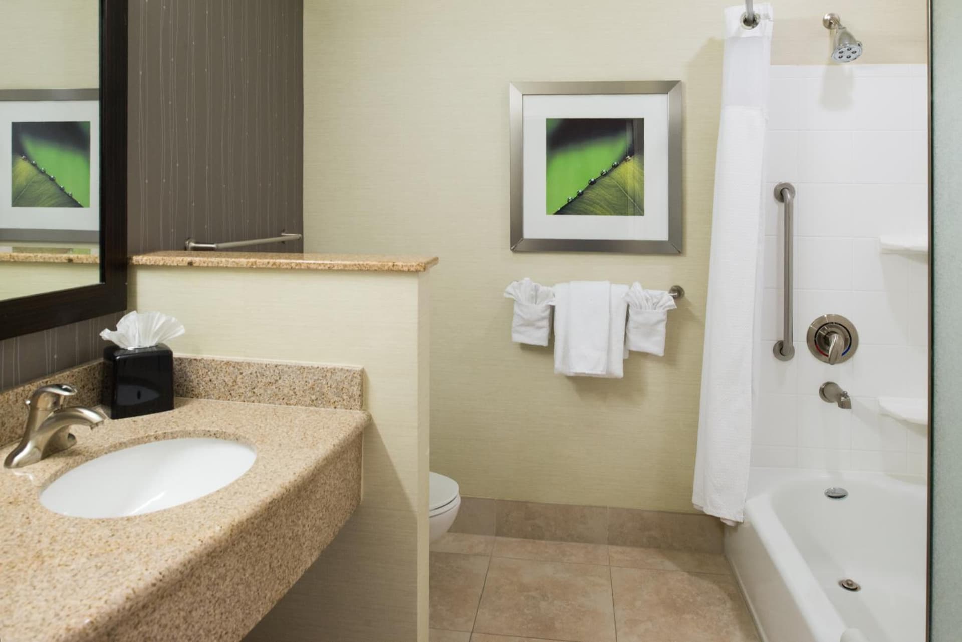 Courtyard by Marriott Victorville Hesperia gallery photo in Hesperia, CA — image 8