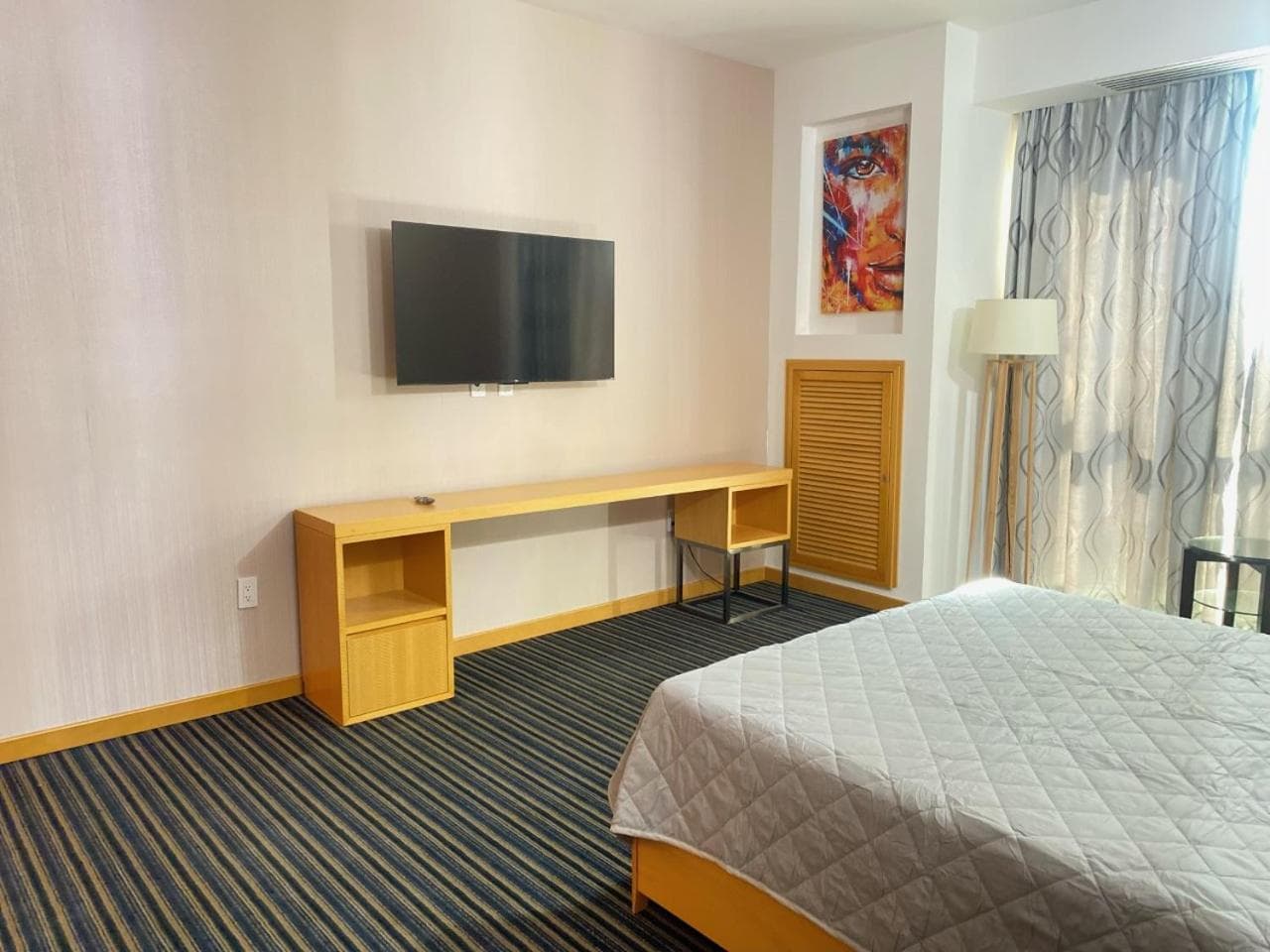 Galaxy Hotel Downtown gallery photo in St Petersburg, FL — image 12