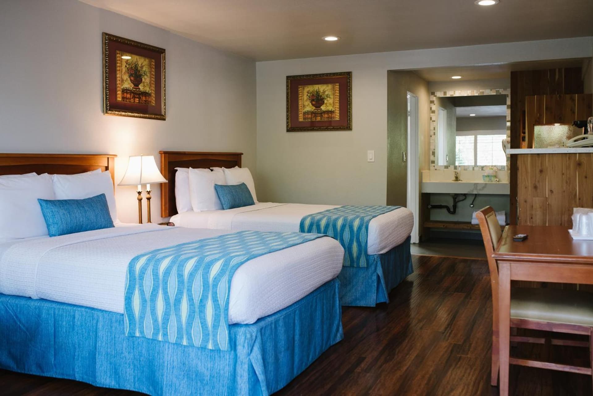 Alamo Inn and Suites - Convention Center gallery photo in Anaheim, CA — image 56