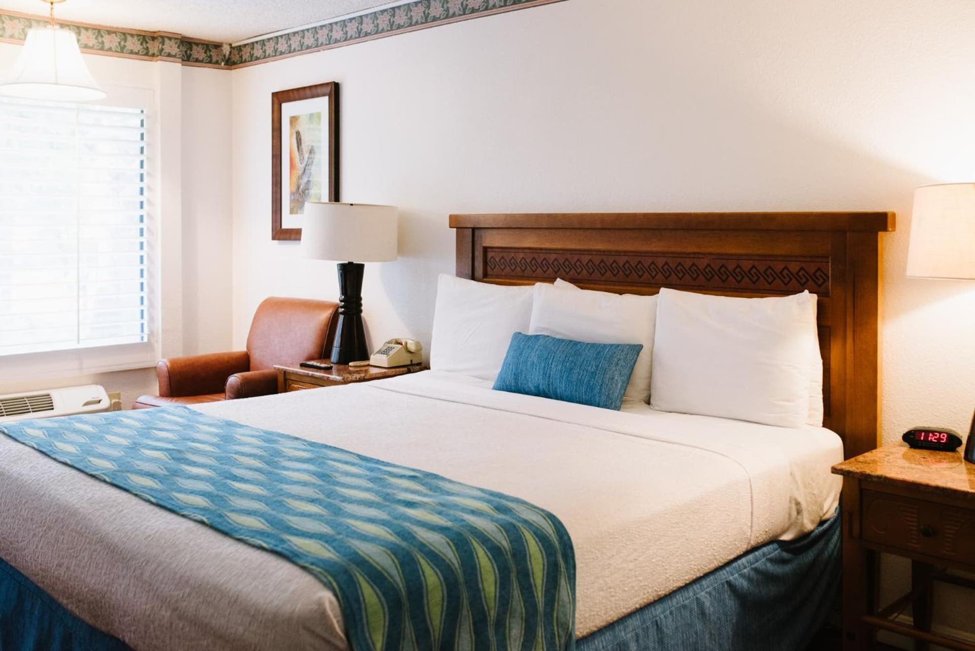 Alamo Inn and Suites - Convention Center gallery photo in Anaheim, CA — image 25