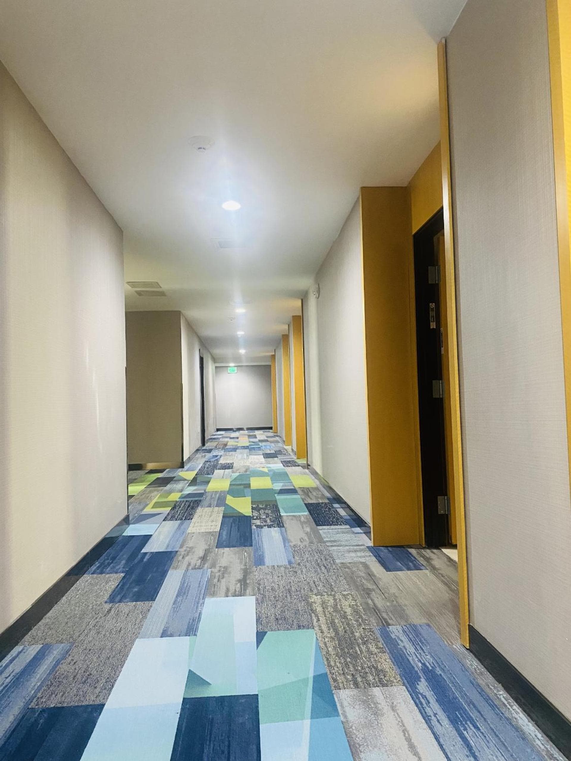 Galaxy Hotel Downtown gallery photo in St Petersburg, FL — image 7