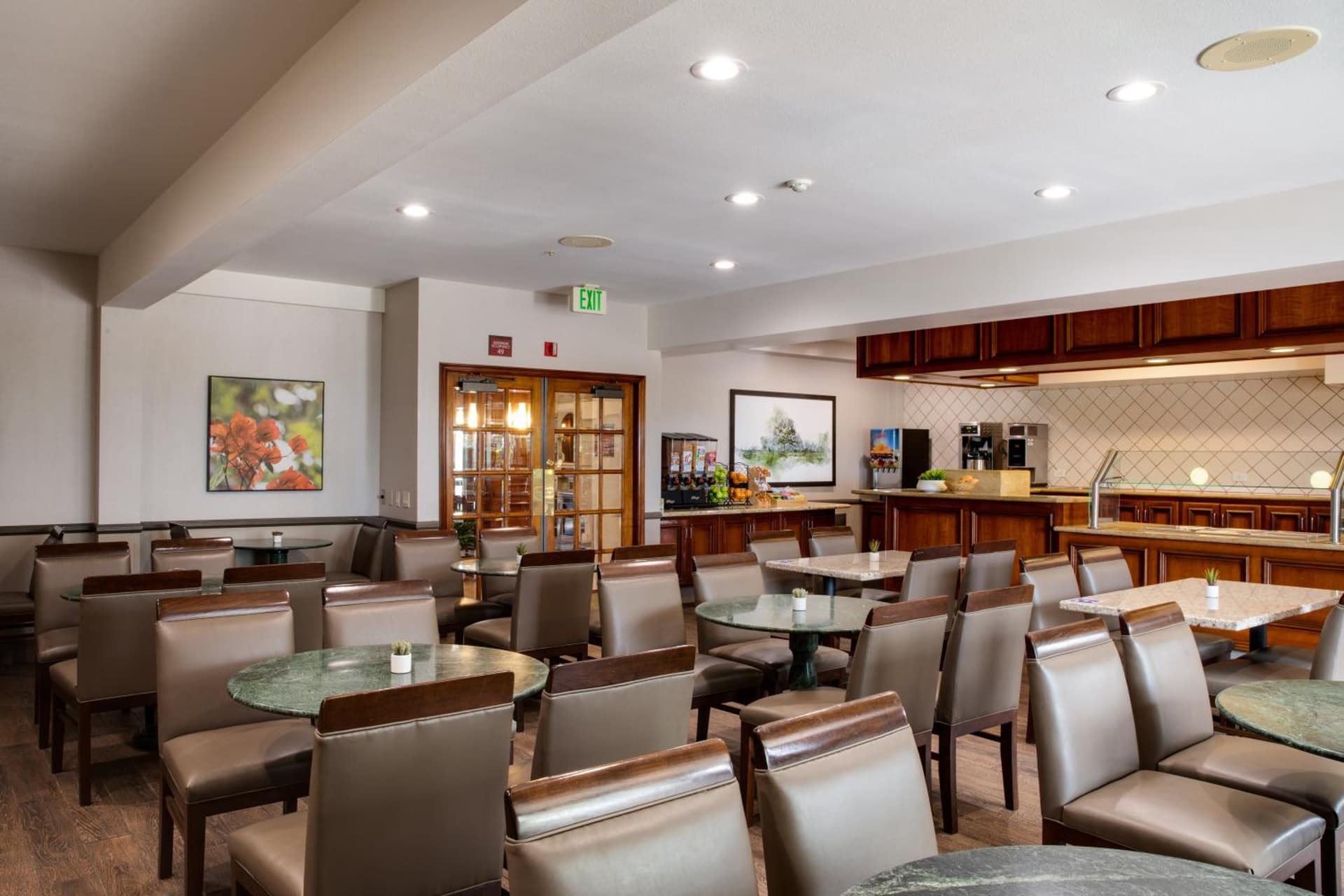 Ayres Suites Mission Viejo - Lake Forest gallery photo in Mission Viejo, CA — image 25