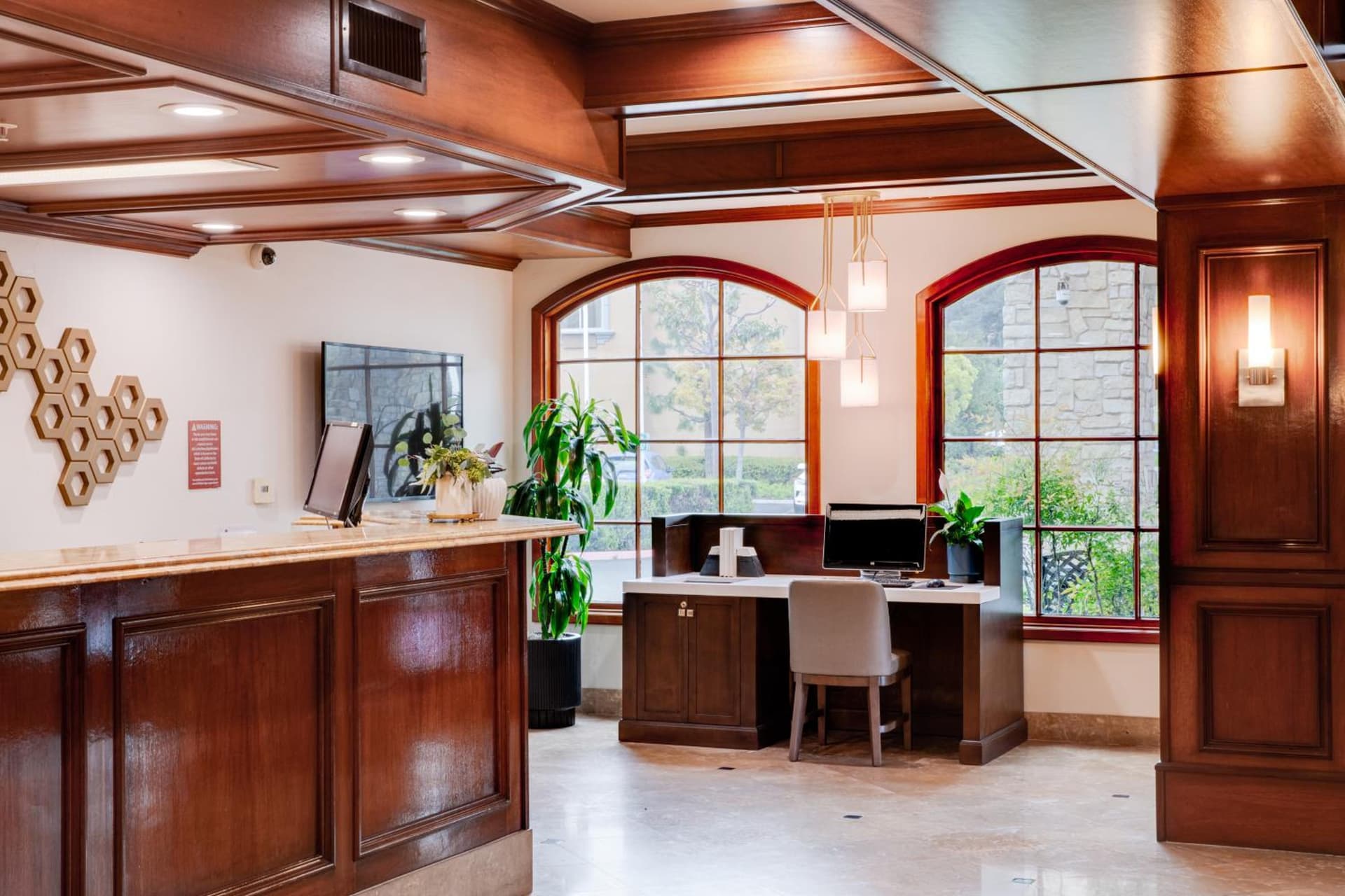Ayres Suites Mission Viejo - Lake Forest interior in Mission Viejo, CA — gallery photo 2