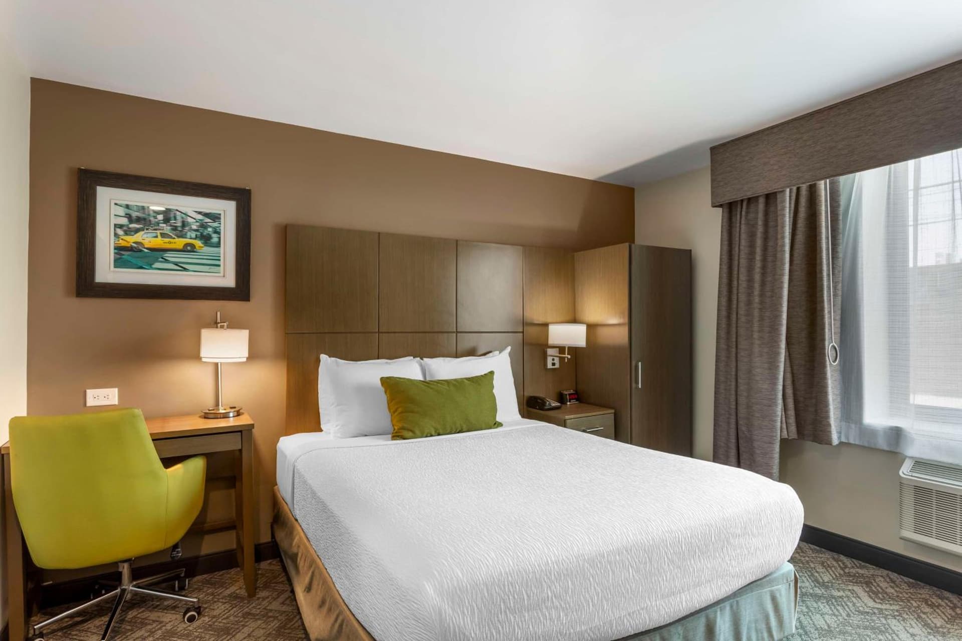 Best Western Brooklyn-Coney Island Inn gallery photo in Brooklyn, NY — image 4